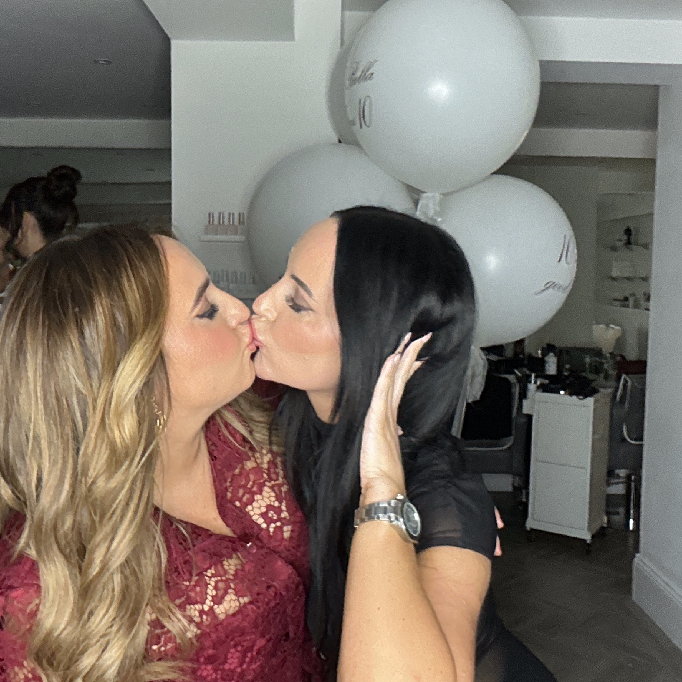 La Bella Turns 10 | View more photos from the event at gallery.liverpoolselfiemirror.co.uk/u/LiverpoolSelfieMirror/La-Bella-Turns-10