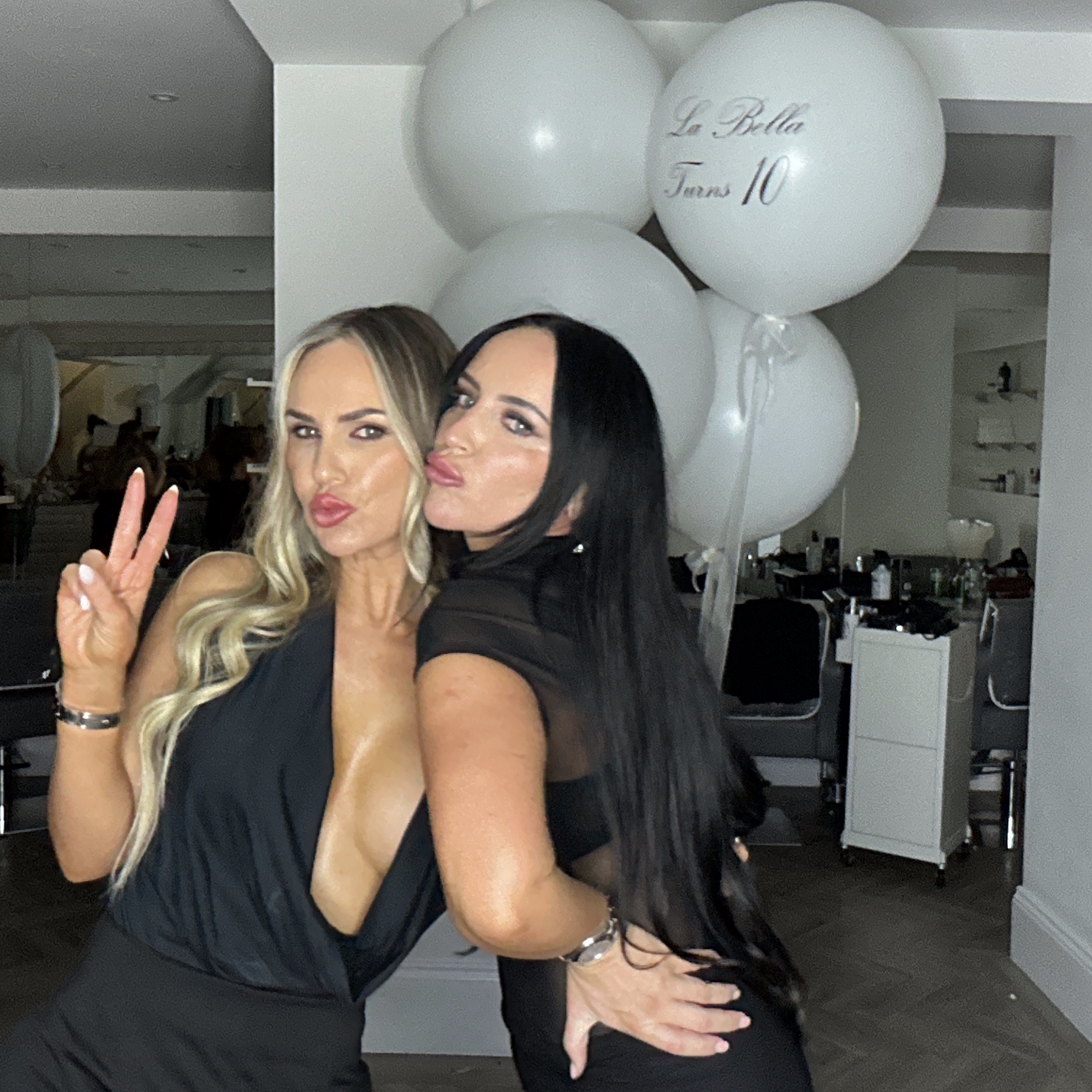 La Bella Turns 10 | View more photos from the event at gallery.liverpoolselfiemirror.co.uk/u/LiverpoolSelfieMirror/La-Bella-Turns-10