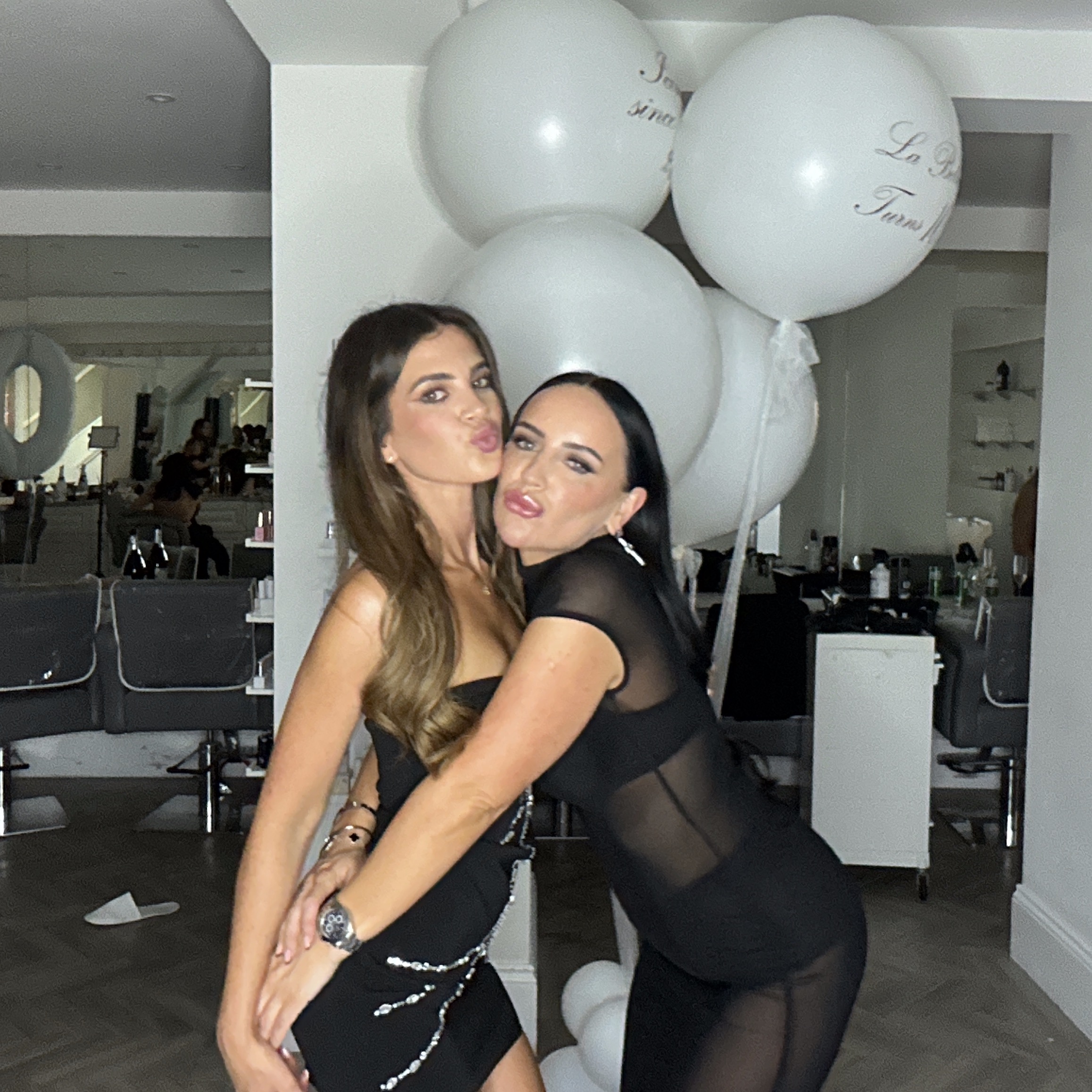 La Bella Turns 10 | View more photos from the event at gallery.liverpoolselfiemirror.co.uk/u/LiverpoolSelfieMirror/La-Bella-Turns-10