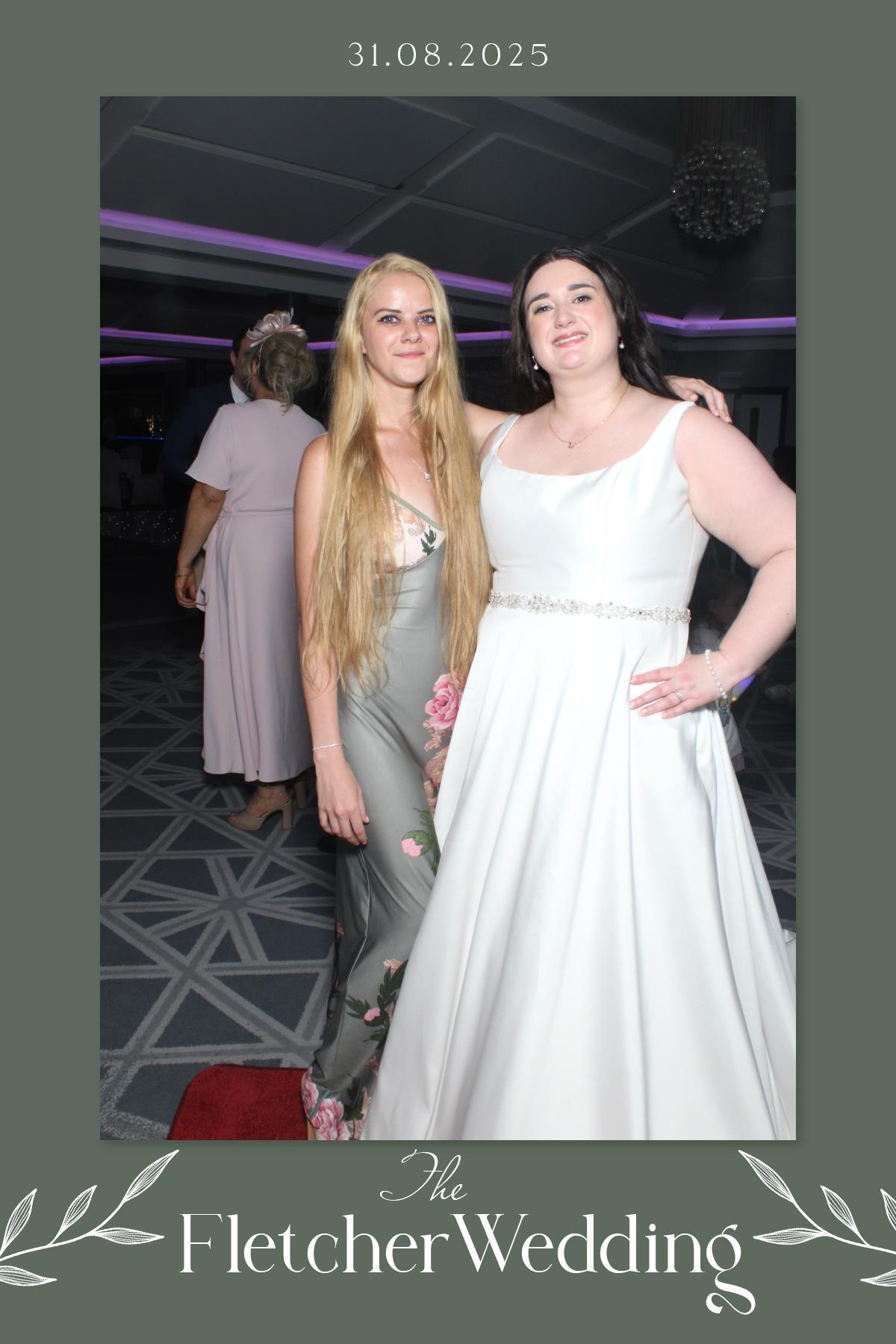 Lauren & Thomas' Wedding | View more photos from the event at gallery.liverpoolselfiemirror.co.uk/u/LiverpoolSelfieMirror/Lauren-Thomas-Wedding