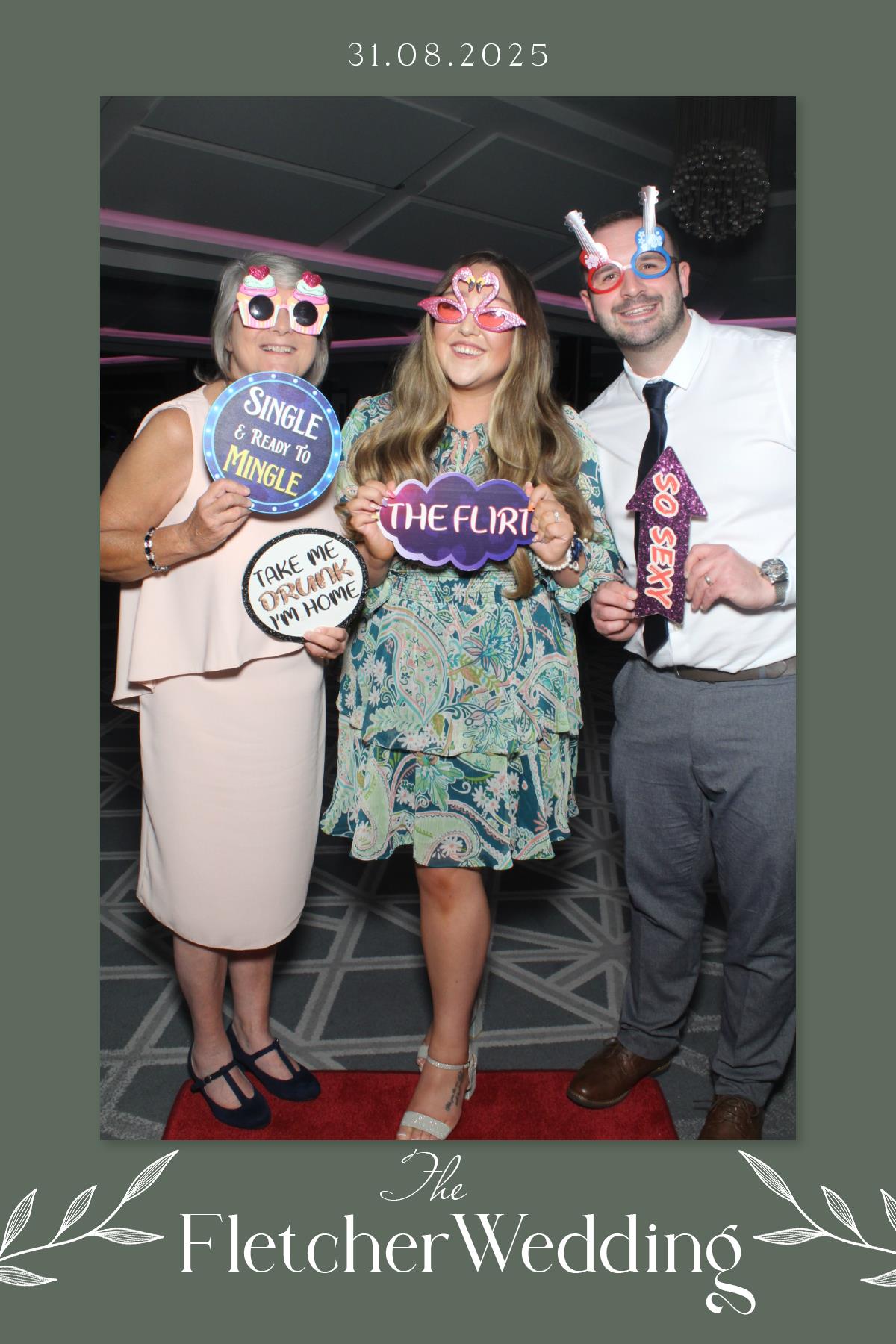Lauren & Thomas' Wedding | View more photos from the event at gallery.liverpoolselfiemirror.co.uk/u/LiverpoolSelfieMirror/Lauren-Thomas-Wedding