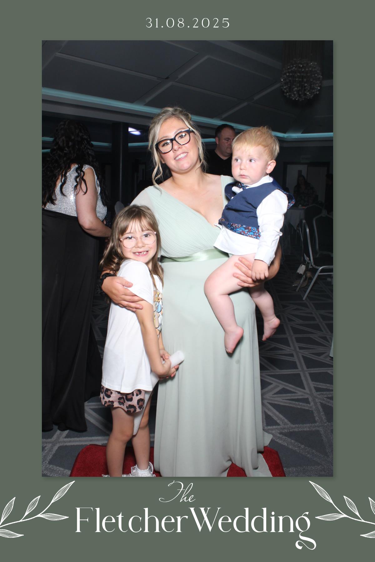 Lauren & Thomas' Wedding | View more photos from the event at gallery.liverpoolselfiemirror.co.uk/u/LiverpoolSelfieMirror/Lauren-Thomas-Wedding