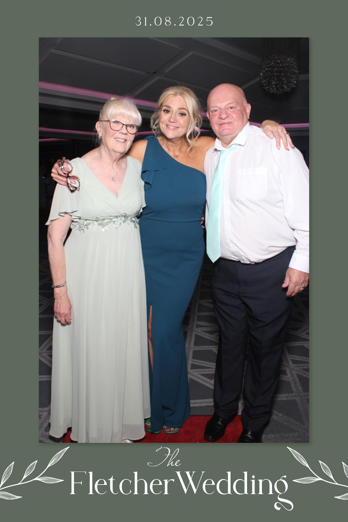 Lauren & Thomas' Wedding | View more photos from the event at gallery.liverpoolselfiemirror.co.uk/u/LiverpoolSelfieMirror/Lauren-Thomas-Wedding