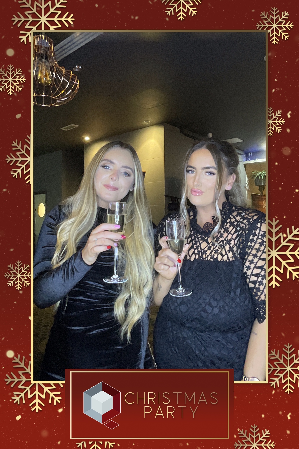 MJ Quinn Christmas Party | View more photos from the event at gallery.liverpoolselfiemirror.co.uk/u/LiverpoolSelfieMirror/MJ-Quinn-Christmas-Party