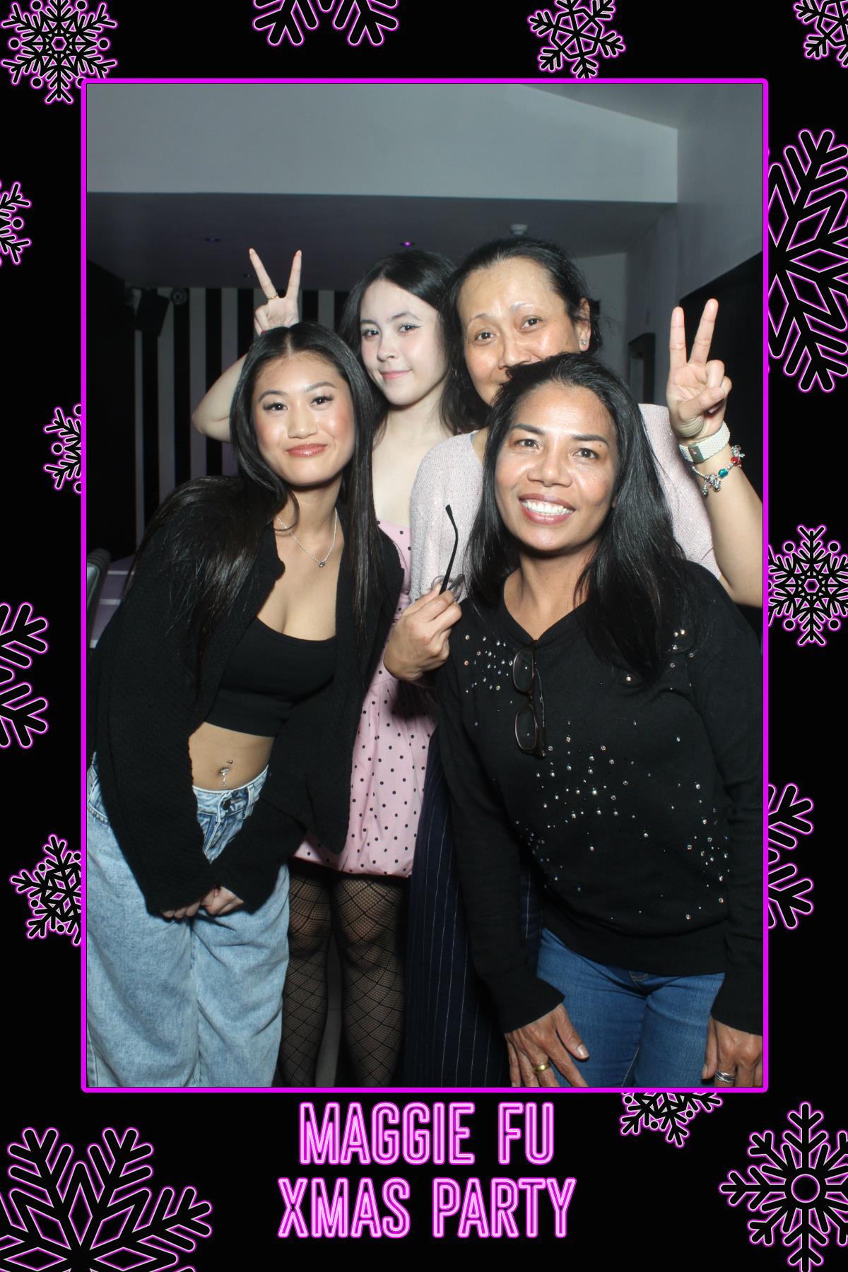 Maggie Fu Christmas Party | View more photos from the event at gallery.liverpoolselfiemirror.co.uk/u/LiverpoolSelfieMirror/Maggie-Fu-Christmas-Party