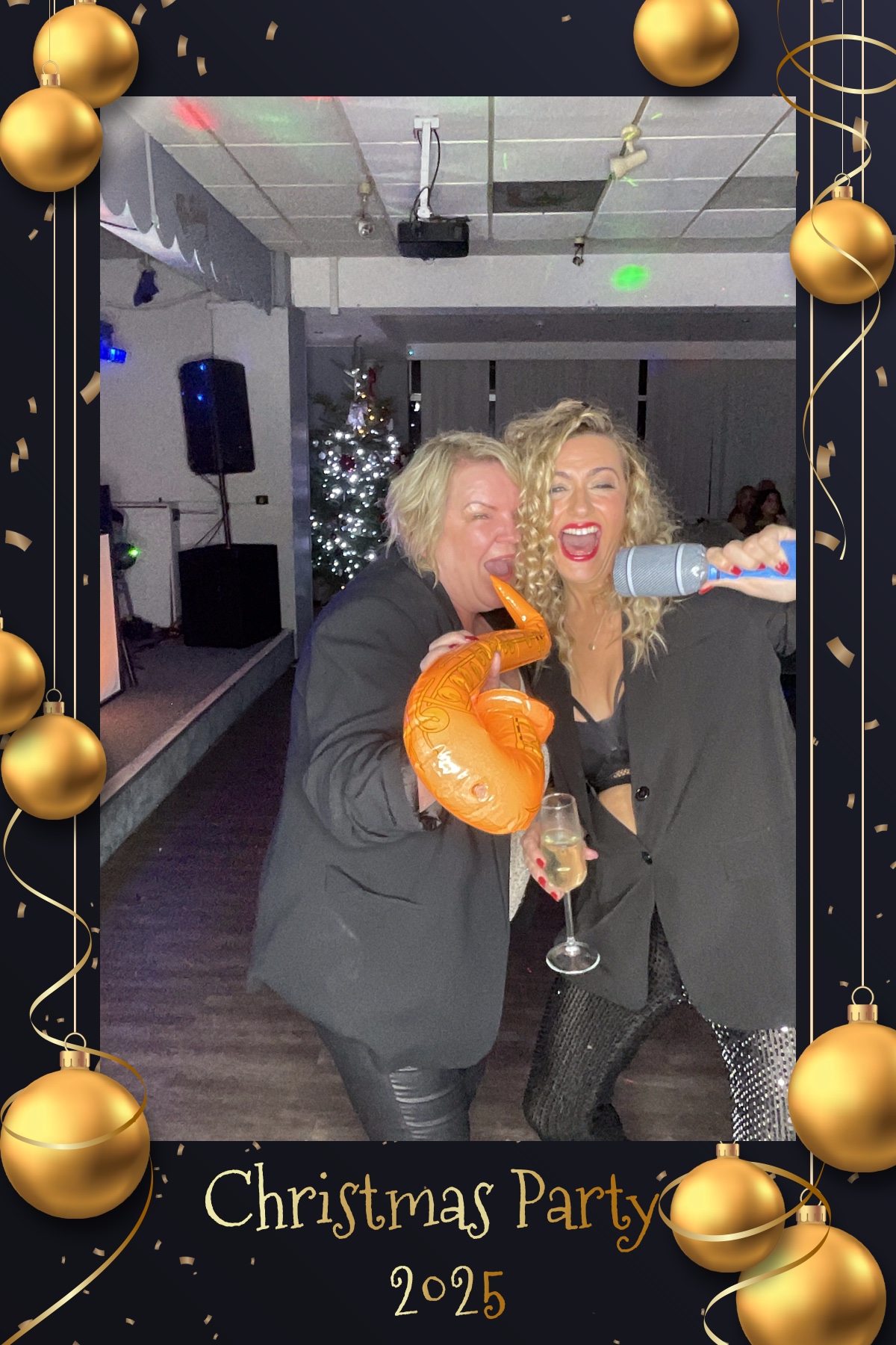 Merseycare Christmas Party | View more photos from the event at gallery.liverpoolselfiemirror.co.uk/u/LiverpoolSelfieMirror/Merseycare-Christmas-Party