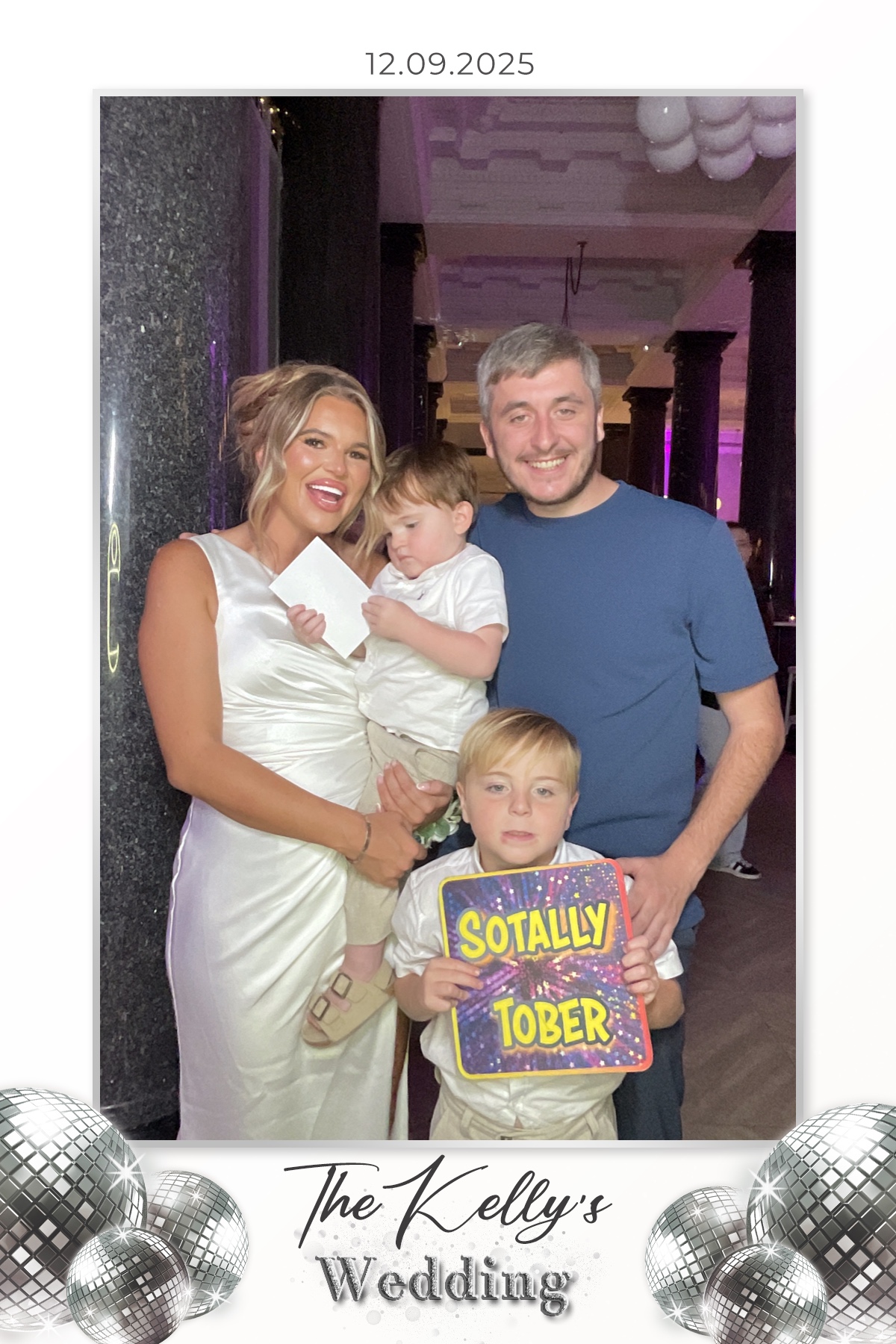 Molly & Joe's Wedding | View more photos from the event at gallery.liverpoolselfiemirror.co.uk/u/LiverpoolSelfieMirror/Molly-Joes-Wedding