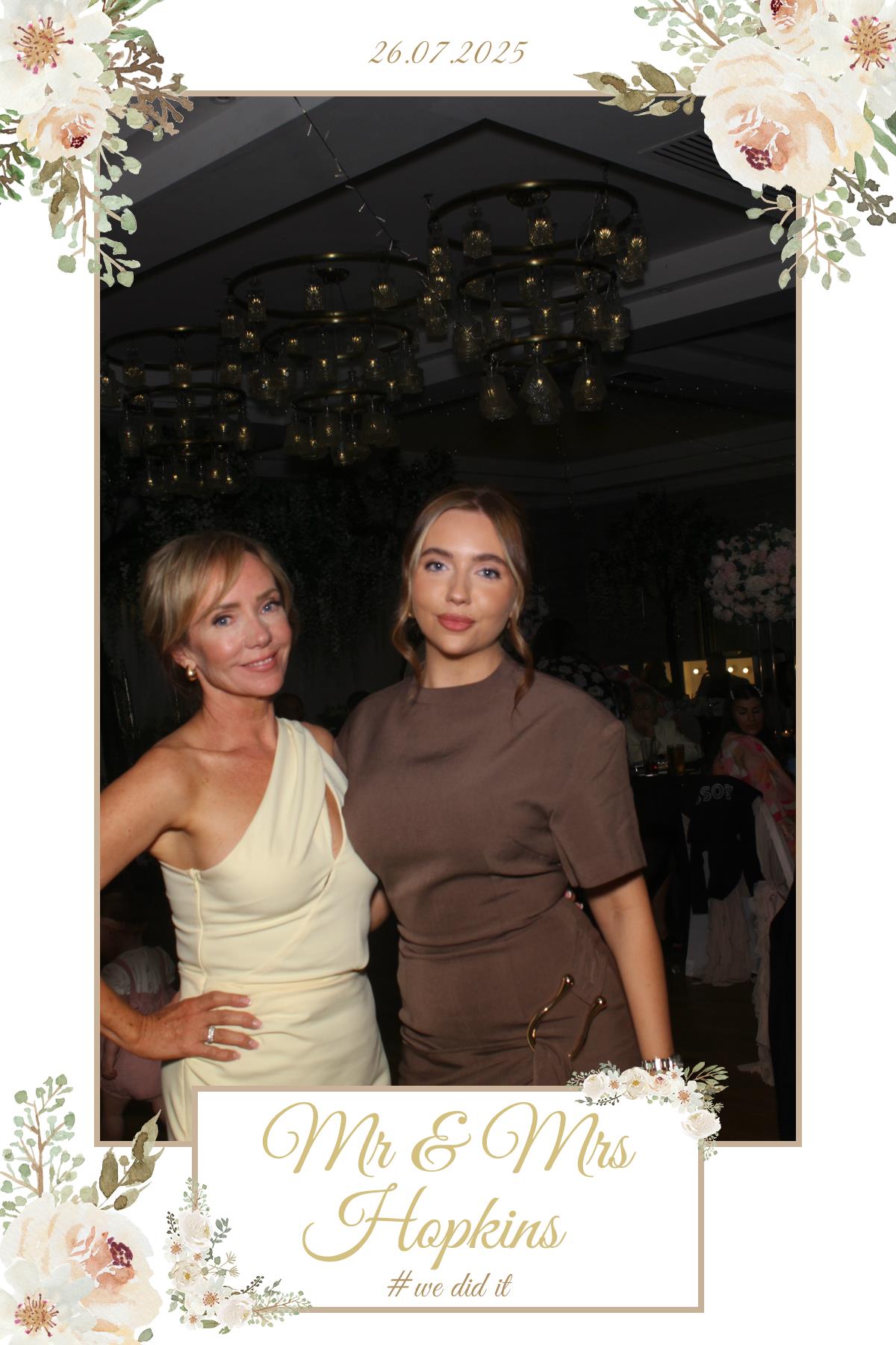 Mr & Mrs Hopkins' Wedding | View more photos from the event at gallery.liverpoolselfiemirror.co.uk/u/LiverpoolSelfieMirror/Mr-Mrs-Hopkins-Wedding