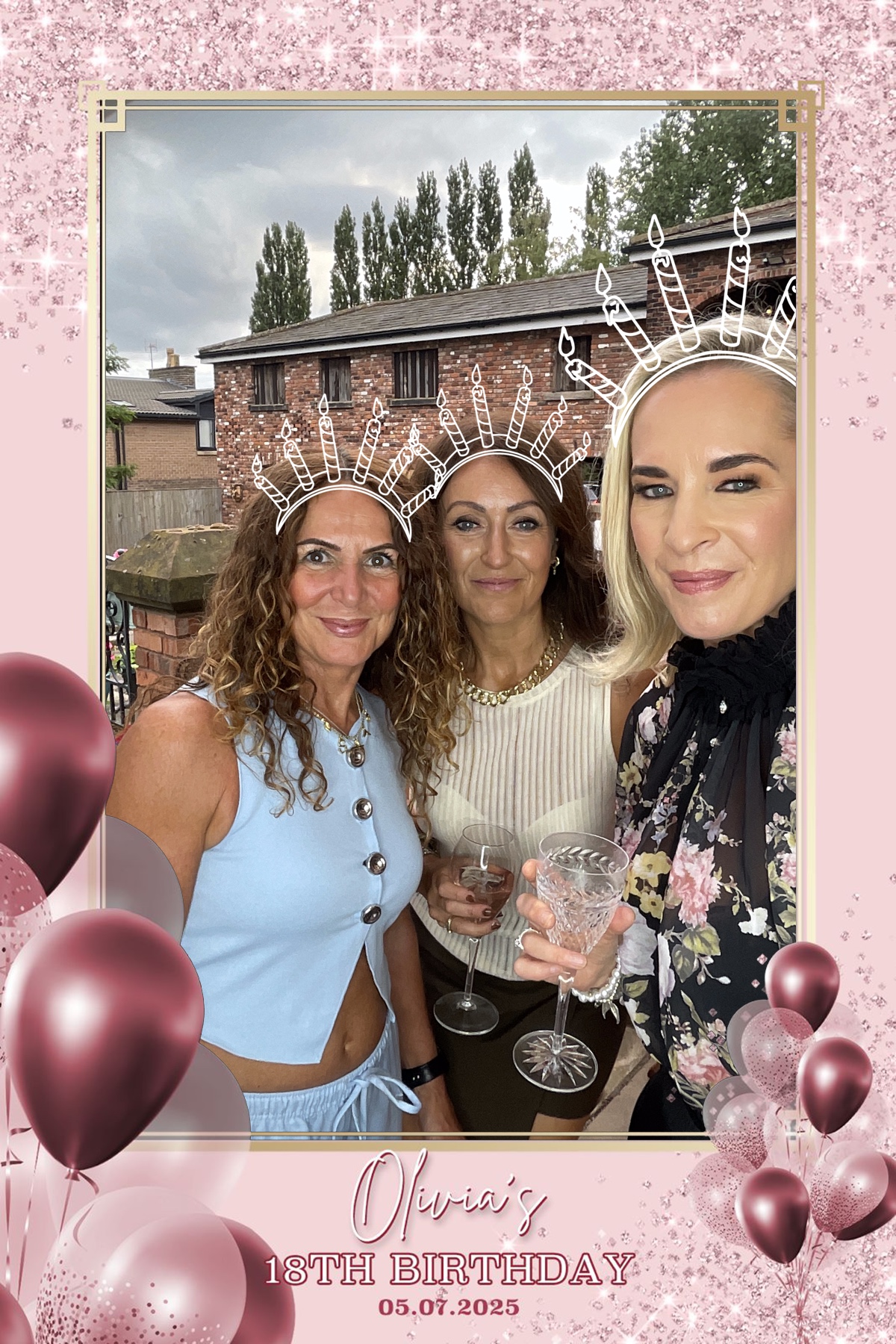 Olivia's 18th Birthday | View more photos from the event at gallery.liverpoolselfiemirror.co.uk/u/LiverpoolSelfieMirror/Olivias-18th-Birthday
