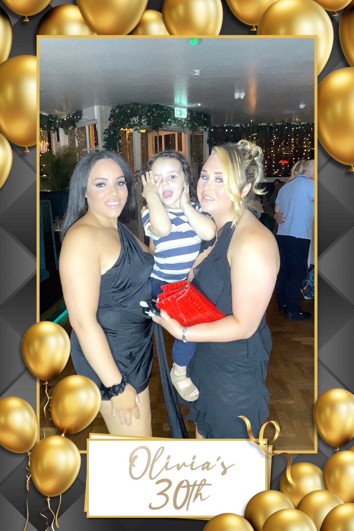 Olivia's 30th Birthday | View more photos from the event at gallery.liverpoolselfiemirror.co.uk/u/LiverpoolSelfieMirror/Olivias-30th-Birthday