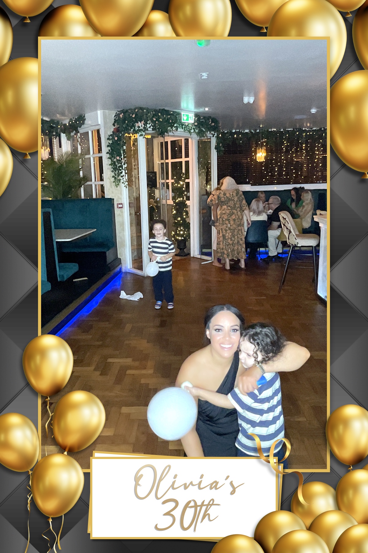 Olivia's 30th Birthday | View more photos from the event at gallery.liverpoolselfiemirror.co.uk/u/LiverpoolSelfieMirror/Olivias-30th-Birthday