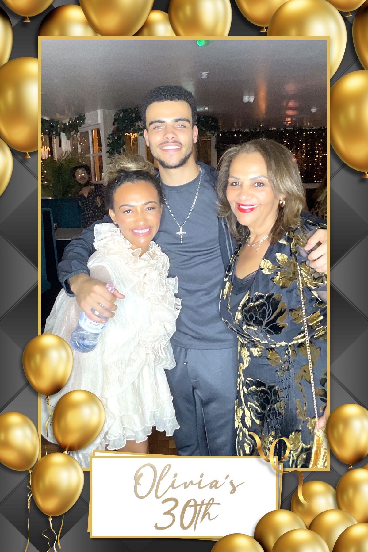 Olivia's 30th Birthday | View more photos from the event at gallery.liverpoolselfiemirror.co.uk/u/LiverpoolSelfieMirror/Olivias-30th-Birthday