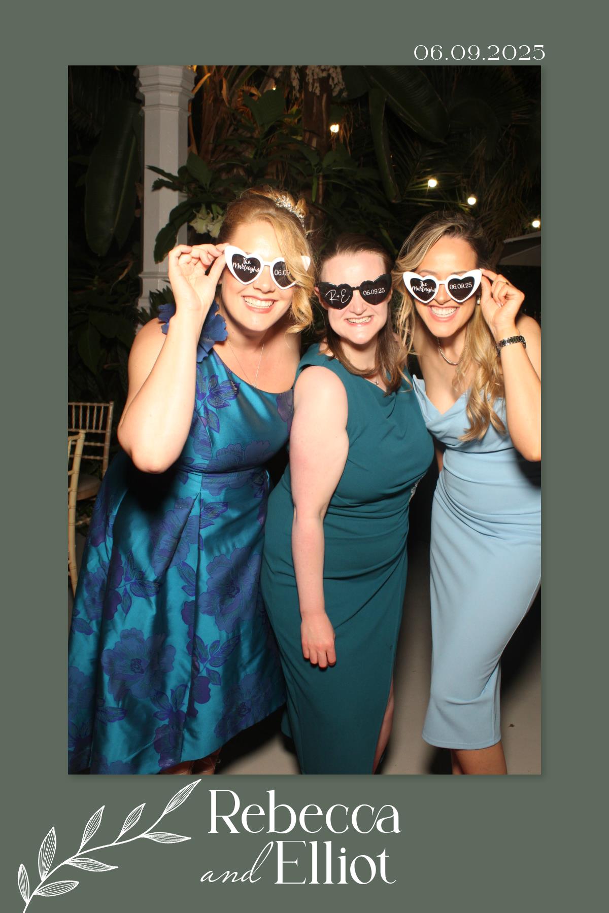 Rebecca & Elliot's Wedding | View more photos from the event at gallery.liverpoolselfiemirror.co.uk/u/LiverpoolSelfieMirror/Rebecca-Elliots-Wedding