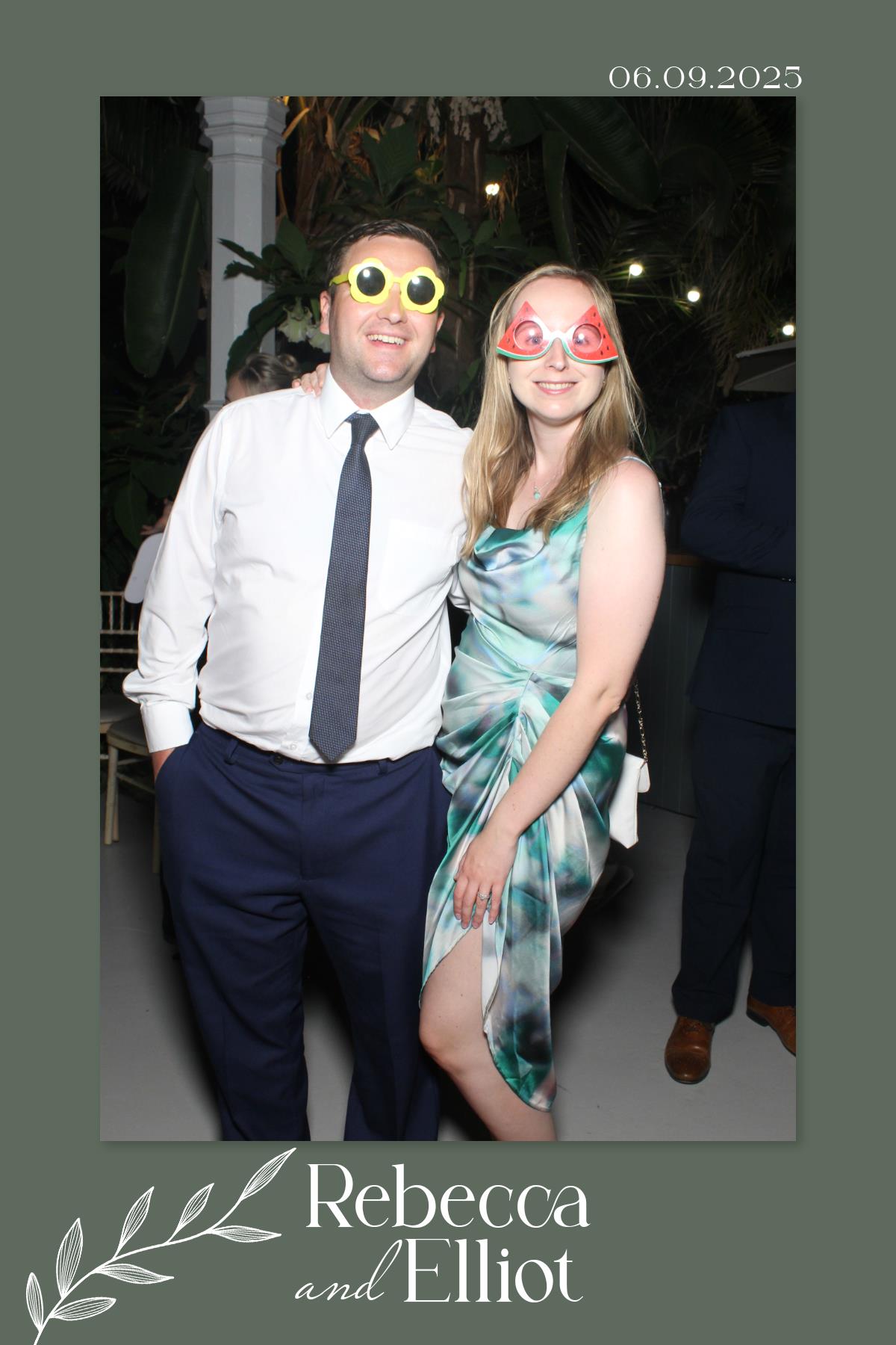 Rebecca & Elliot's Wedding | View more photos from the event at gallery.liverpoolselfiemirror.co.uk/u/LiverpoolSelfieMirror/Rebecca-Elliots-Wedding