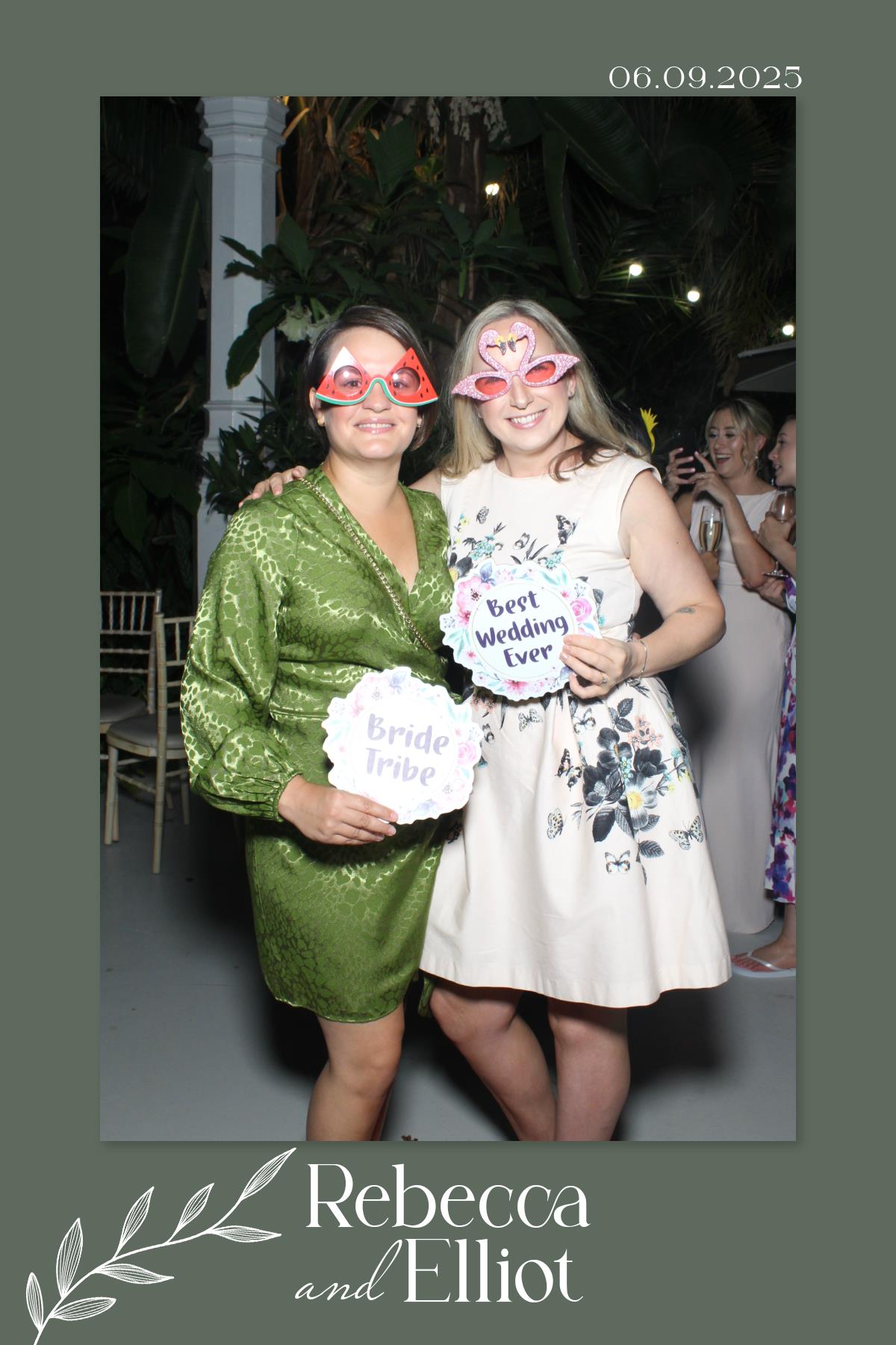 Rebecca & Elliot's Wedding | View more photos from the event at gallery.liverpoolselfiemirror.co.uk/u/LiverpoolSelfieMirror/Rebecca-Elliots-Wedding