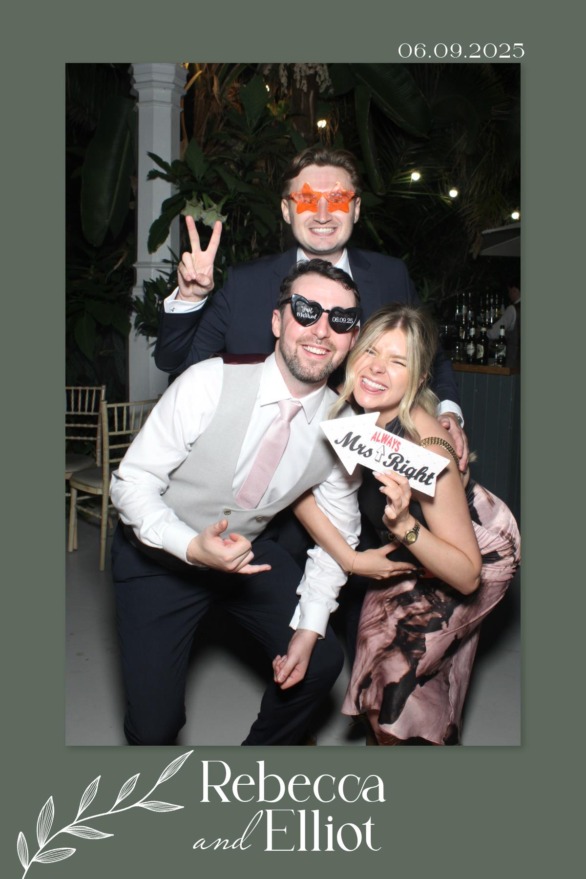 Rebecca & Elliot's Wedding | View more photos from the event at gallery.liverpoolselfiemirror.co.uk/u/LiverpoolSelfieMirror/Rebecca-Elliots-Wedding