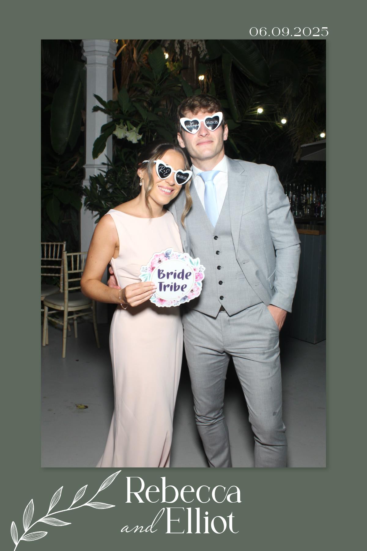 Rebecca & Elliot's Wedding | View more photos from the event at gallery.liverpoolselfiemirror.co.uk/u/LiverpoolSelfieMirror/Rebecca-Elliots-Wedding