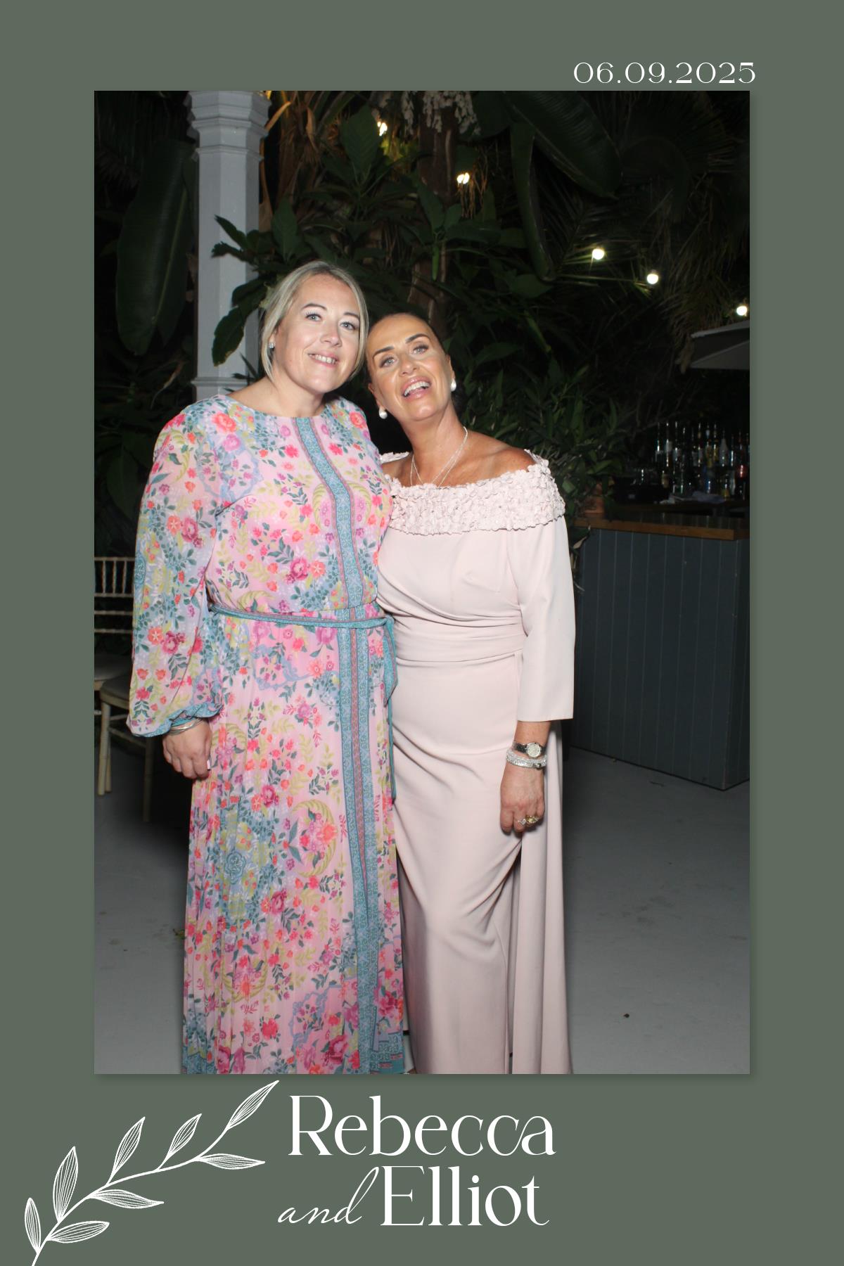 Rebecca & Elliot's Wedding | View more photos from the event at gallery.liverpoolselfiemirror.co.uk/u/LiverpoolSelfieMirror/Rebecca-Elliots-Wedding