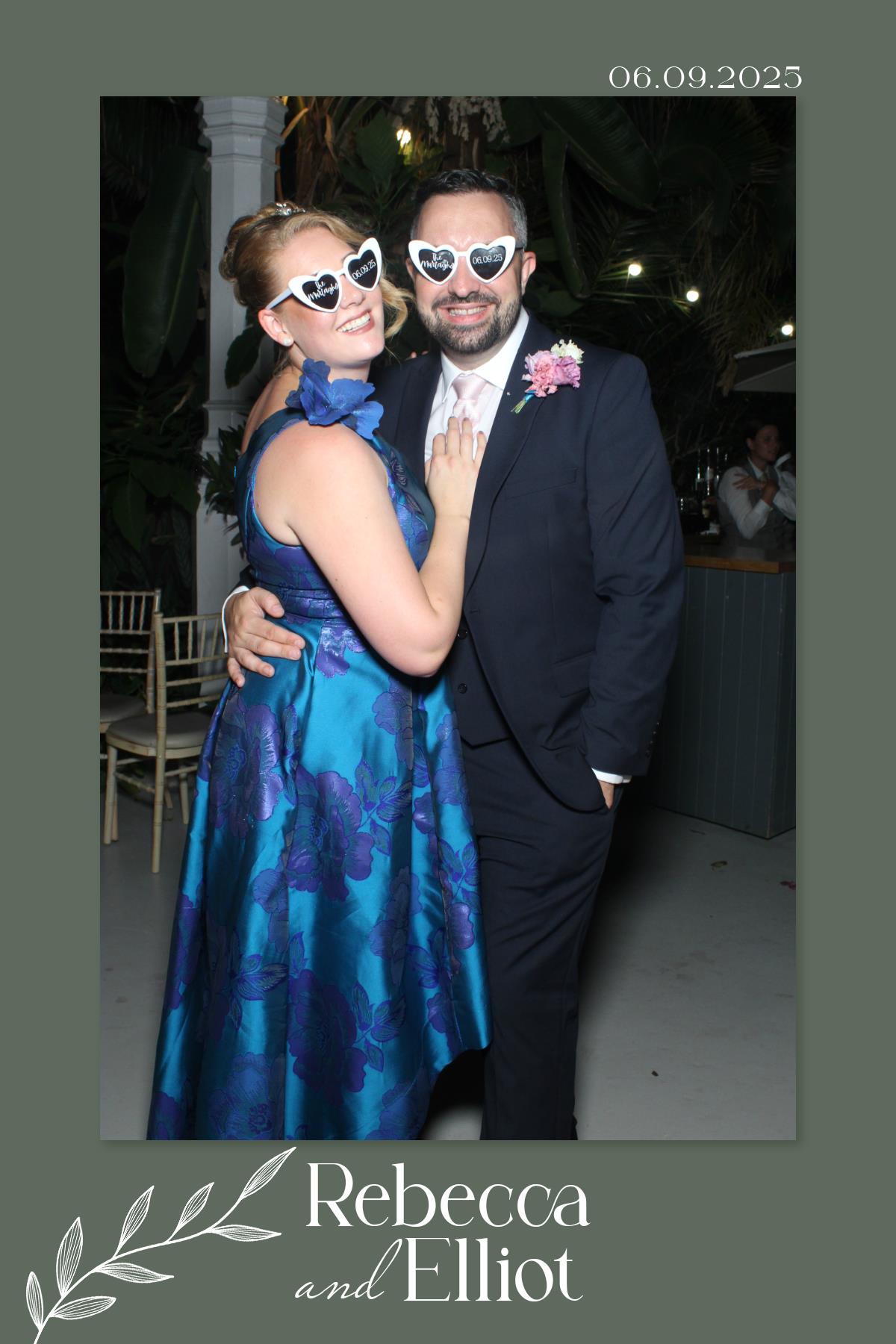 Rebecca & Elliot's Wedding | View more photos from the event at gallery.liverpoolselfiemirror.co.uk/u/LiverpoolSelfieMirror/Rebecca-Elliots-Wedding