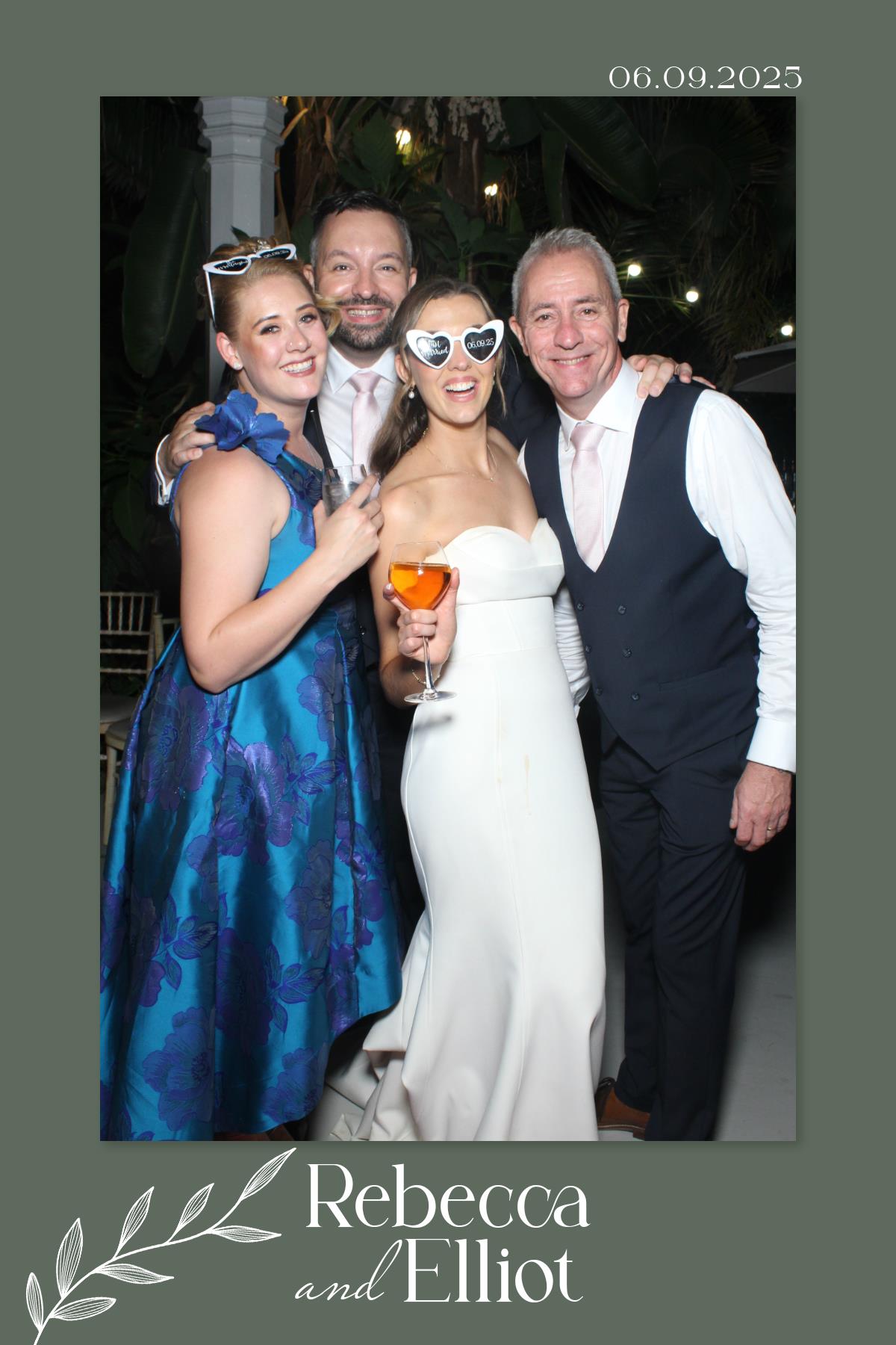 Rebecca & Elliot's Wedding | View more photos from the event at gallery.liverpoolselfiemirror.co.uk/u/LiverpoolSelfieMirror/Rebecca-Elliots-Wedding