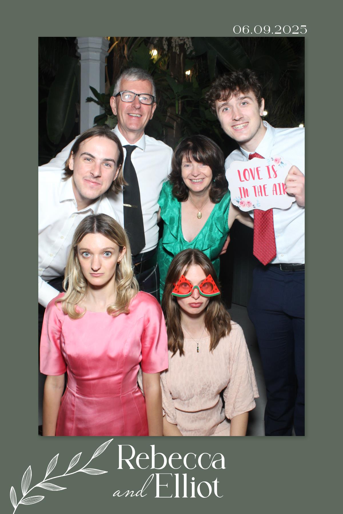 Rebecca & Elliot's Wedding | View more photos from the event at gallery.liverpoolselfiemirror.co.uk/u/LiverpoolSelfieMirror/Rebecca-Elliots-Wedding
