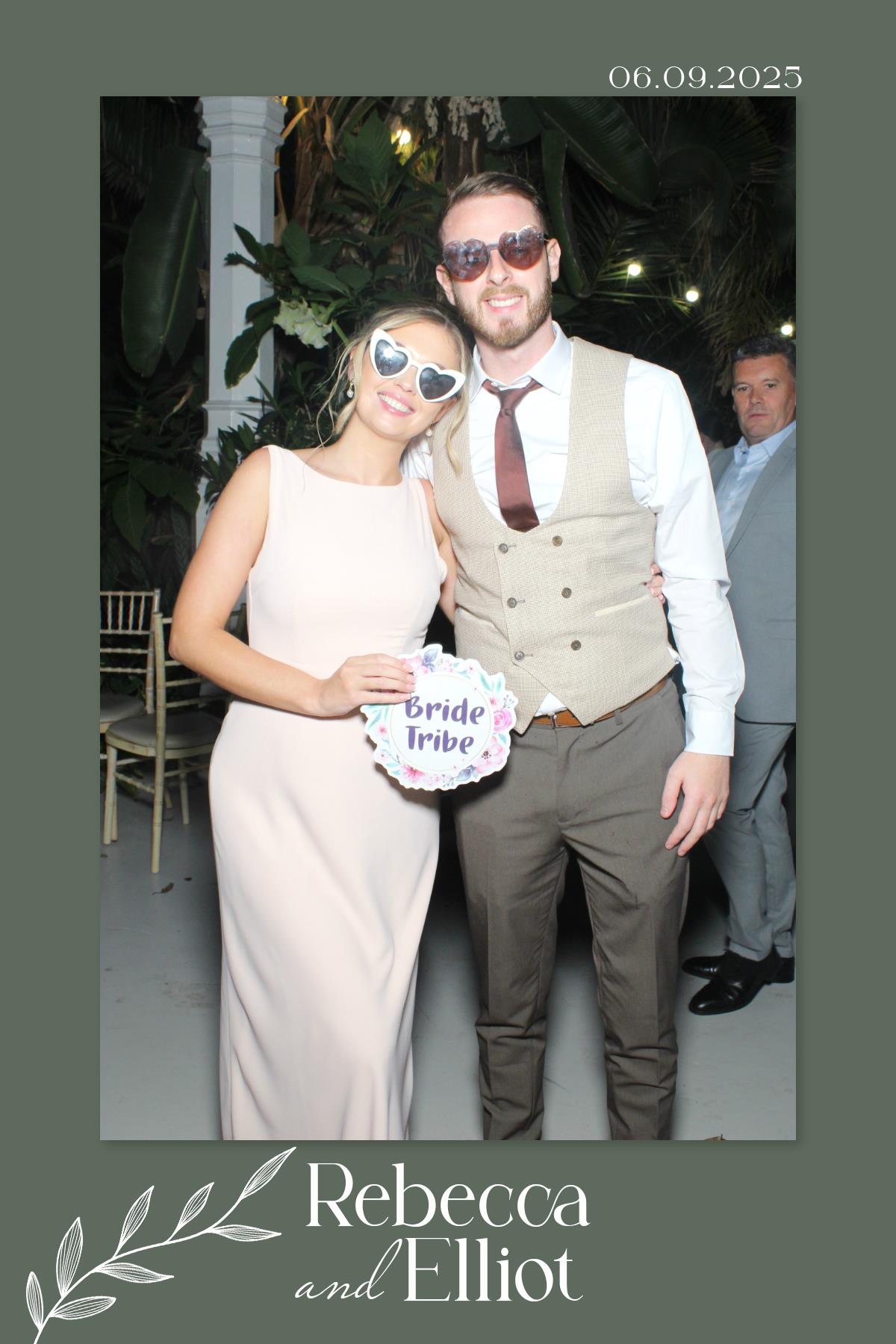 Rebecca & Elliot's Wedding | View more photos from the event at gallery.liverpoolselfiemirror.co.uk/u/LiverpoolSelfieMirror/Rebecca-Elliots-Wedding