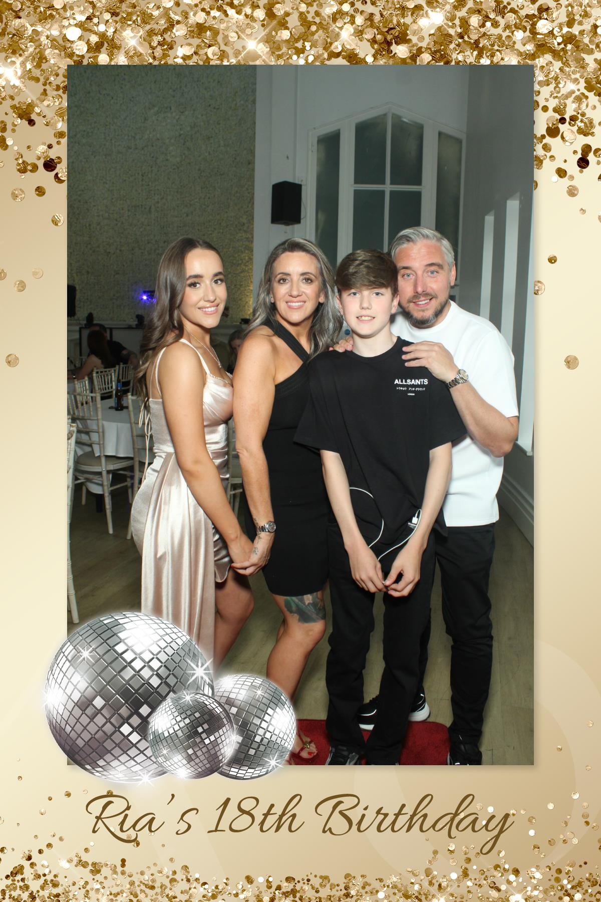 Ria's 18th Birthday | View more photos from the event at gallery.liverpoolselfiemirror.co.uk/u/LiverpoolSelfieMirror/Rias-18th-Birthday