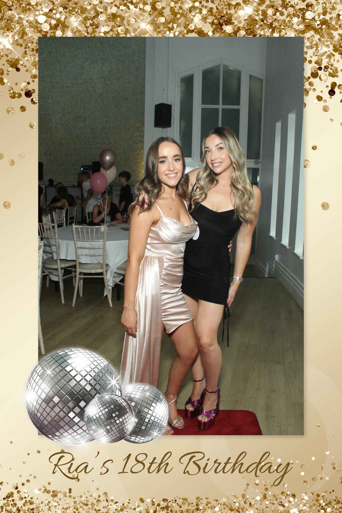 Ria's 18th Birthday | View more photos from the event at gallery.liverpoolselfiemirror.co.uk/u/LiverpoolSelfieMirror/Rias-18th-Birthday