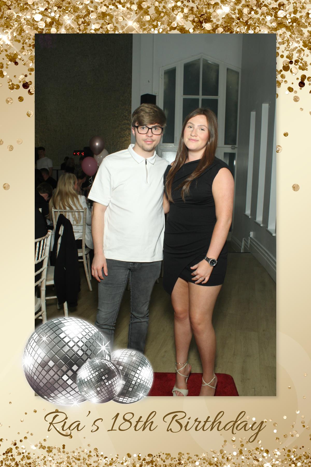 Ria's 18th Birthday | View more photos from the event at gallery.liverpoolselfiemirror.co.uk/u/LiverpoolSelfieMirror/Rias-18th-Birthday