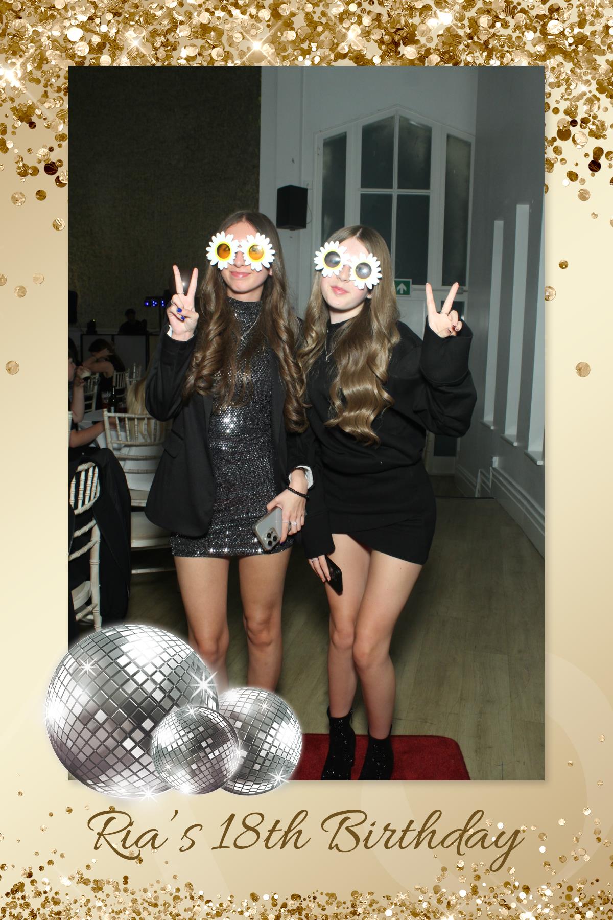 Ria's 18th Birthday | View more photos from the event at gallery.liverpoolselfiemirror.co.uk/u/LiverpoolSelfieMirror/Rias-18th-Birthday
