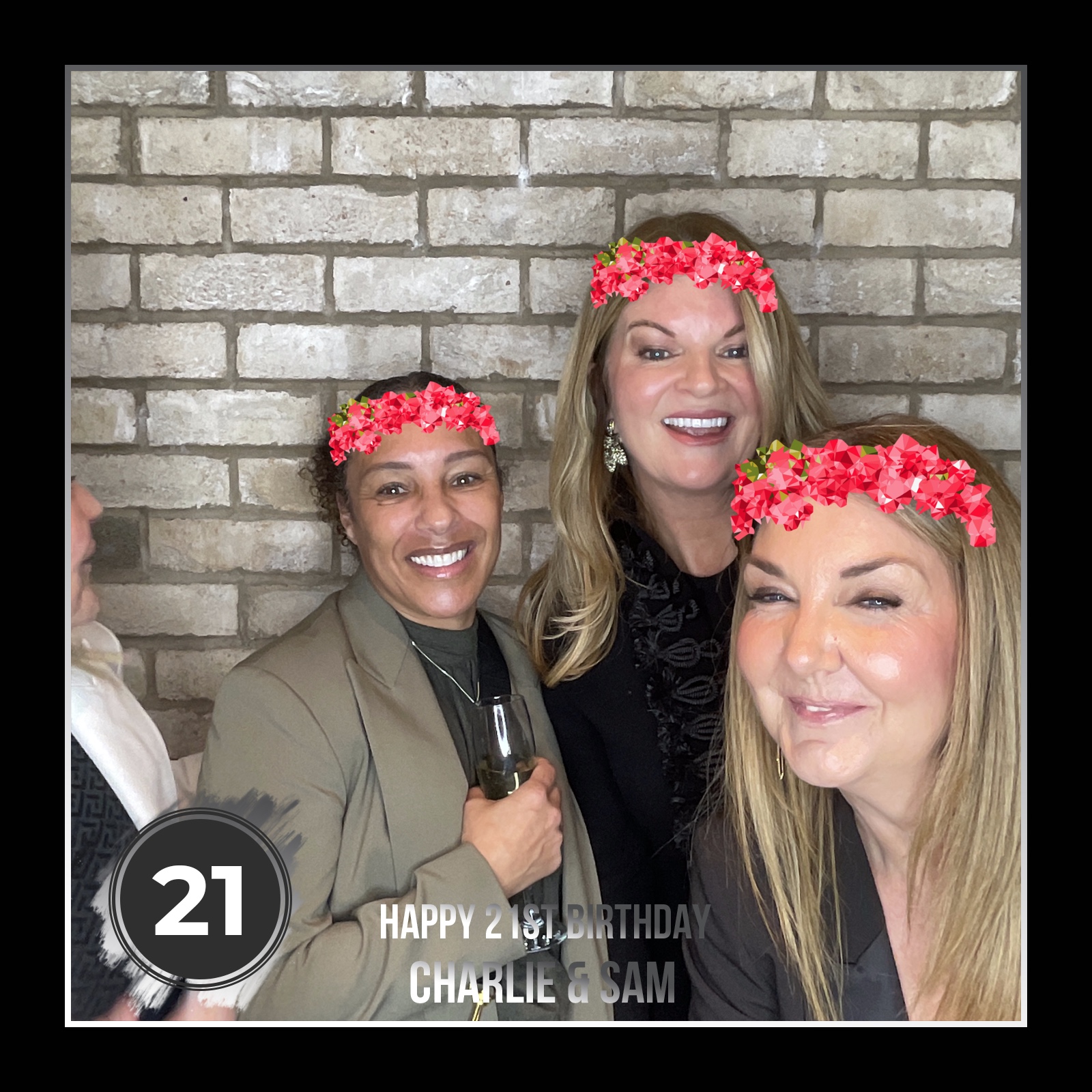 Sam & Charlie's 21st | View more photos from the event at gallery.liverpoolselfiemirror.co.uk/u/LiverpoolSelfieMirror/Sam-Charlies-21st