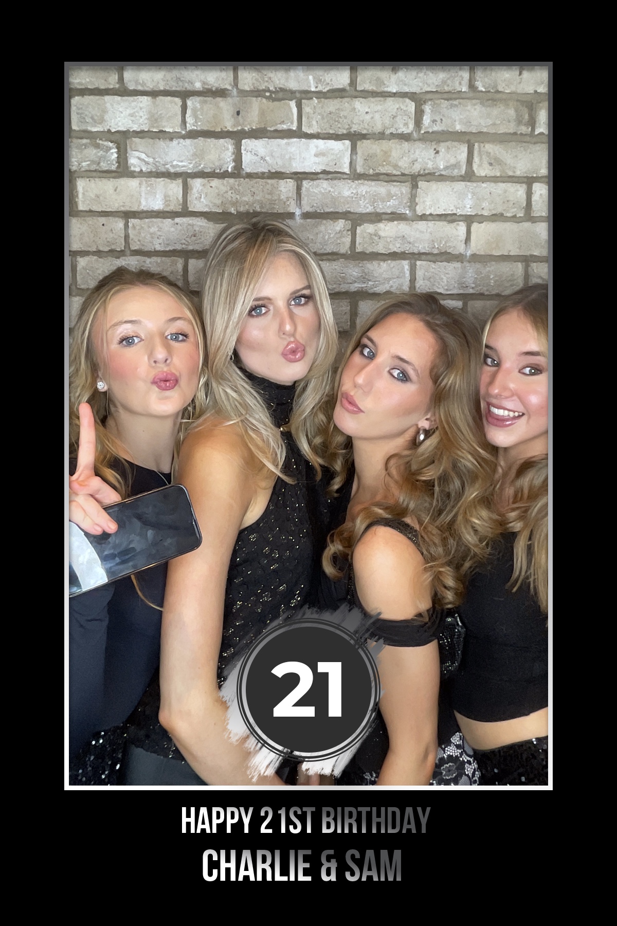 Sam & Charlie's 21st | View more photos from the event at gallery.liverpoolselfiemirror.co.uk/u/LiverpoolSelfieMirror/Sam-Charlies-21st