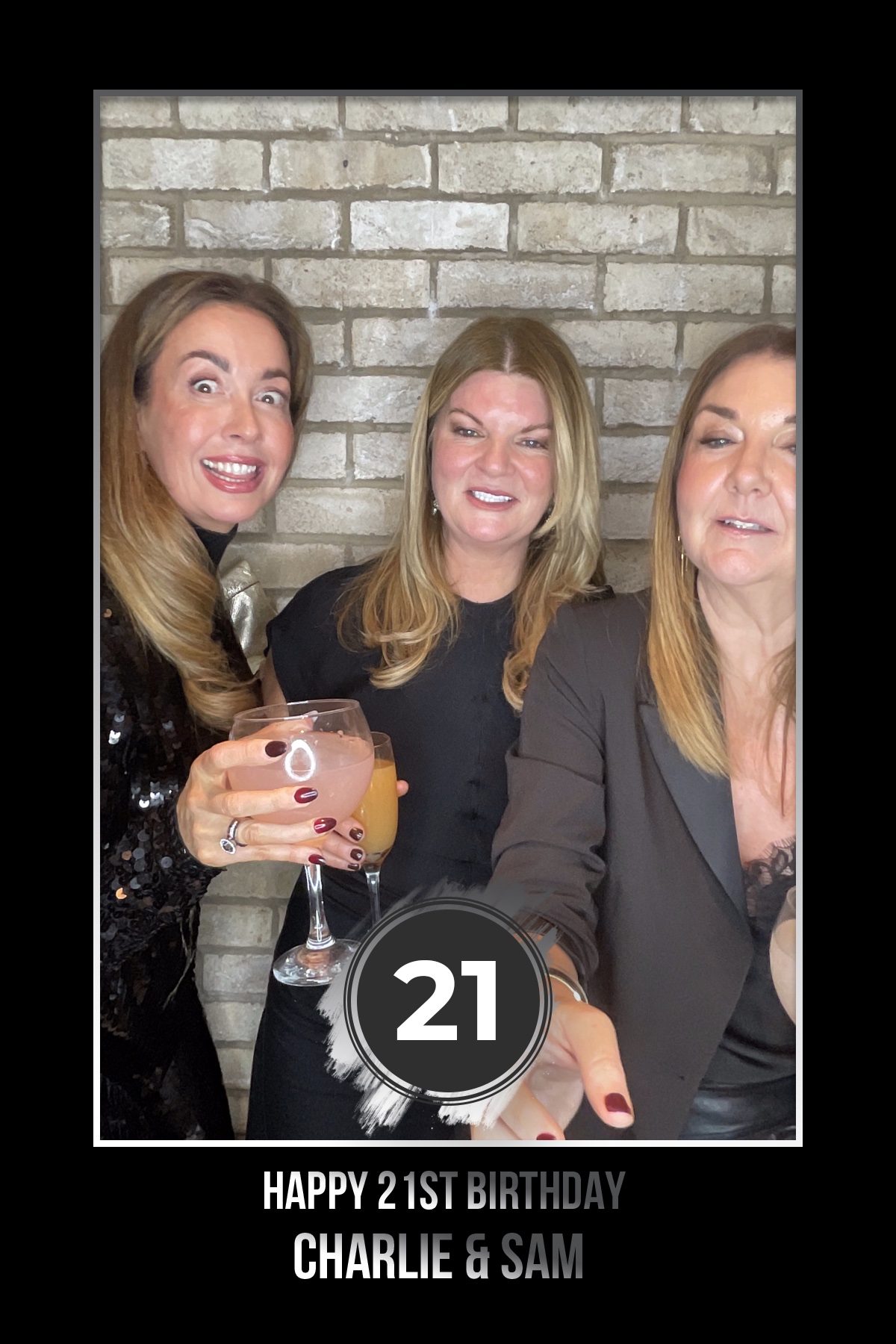 Sam & Charlie's 21st | View more photos from the event at gallery.liverpoolselfiemirror.co.uk/u/LiverpoolSelfieMirror/Sam-Charlies-21st