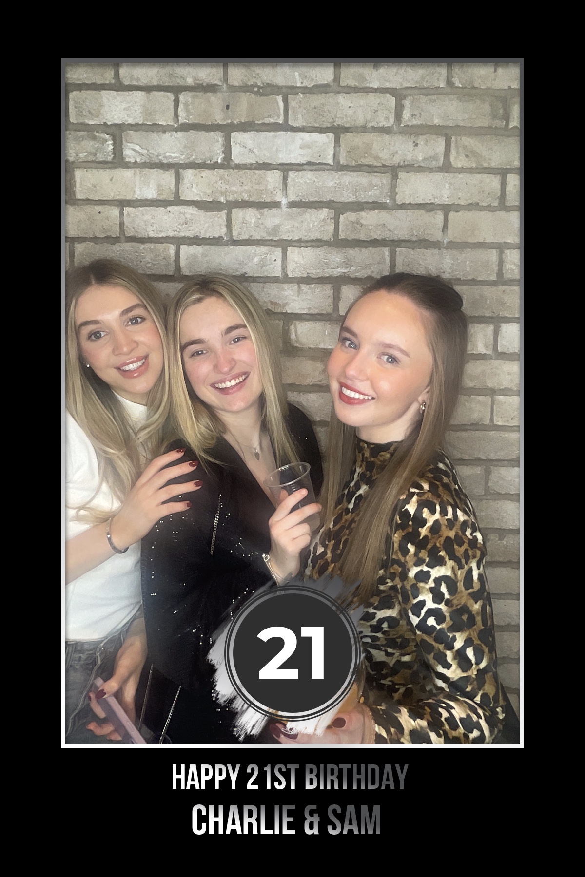 Sam & Charlie's 21st | View more photos from the event at gallery.liverpoolselfiemirror.co.uk/u/LiverpoolSelfieMirror/Sam-Charlies-21st