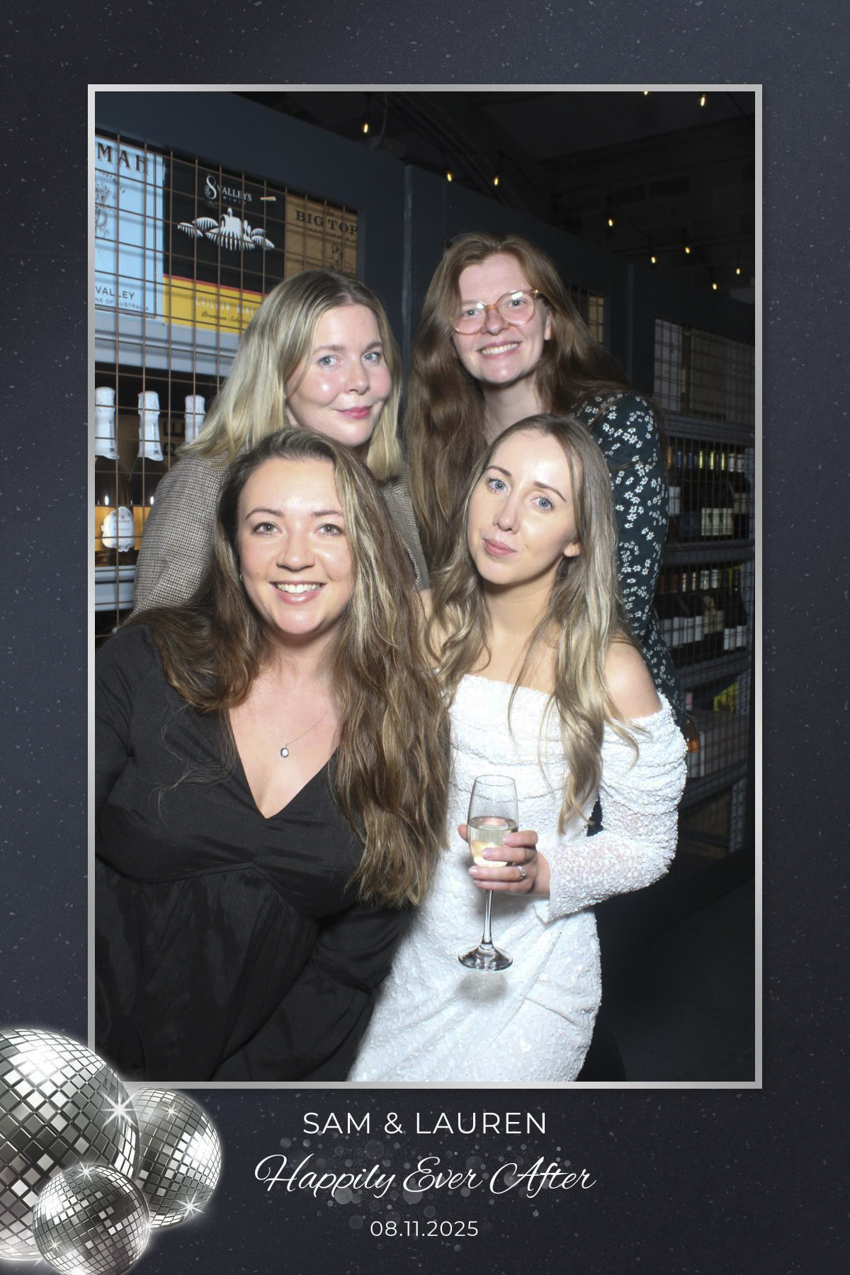 Sam & Lauren's Wedding | View more photos from the event at gallery.liverpoolselfiemirror.co.uk/u/LiverpoolSelfieMirror/Sam-Laurens-Wedding