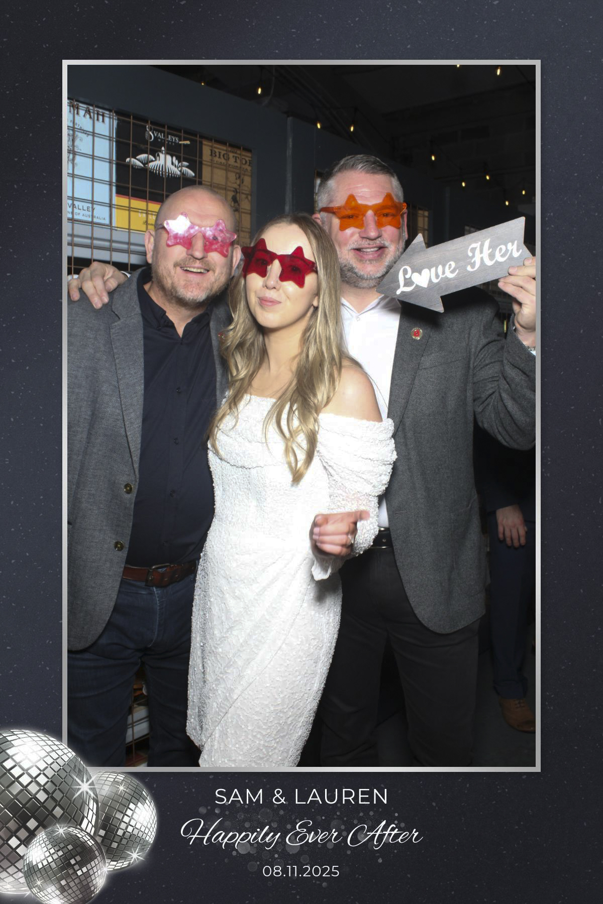 Sam & Lauren's Wedding | View more photos from the event at gallery.liverpoolselfiemirror.co.uk/u/LiverpoolSelfieMirror/Sam-Laurens-Wedding