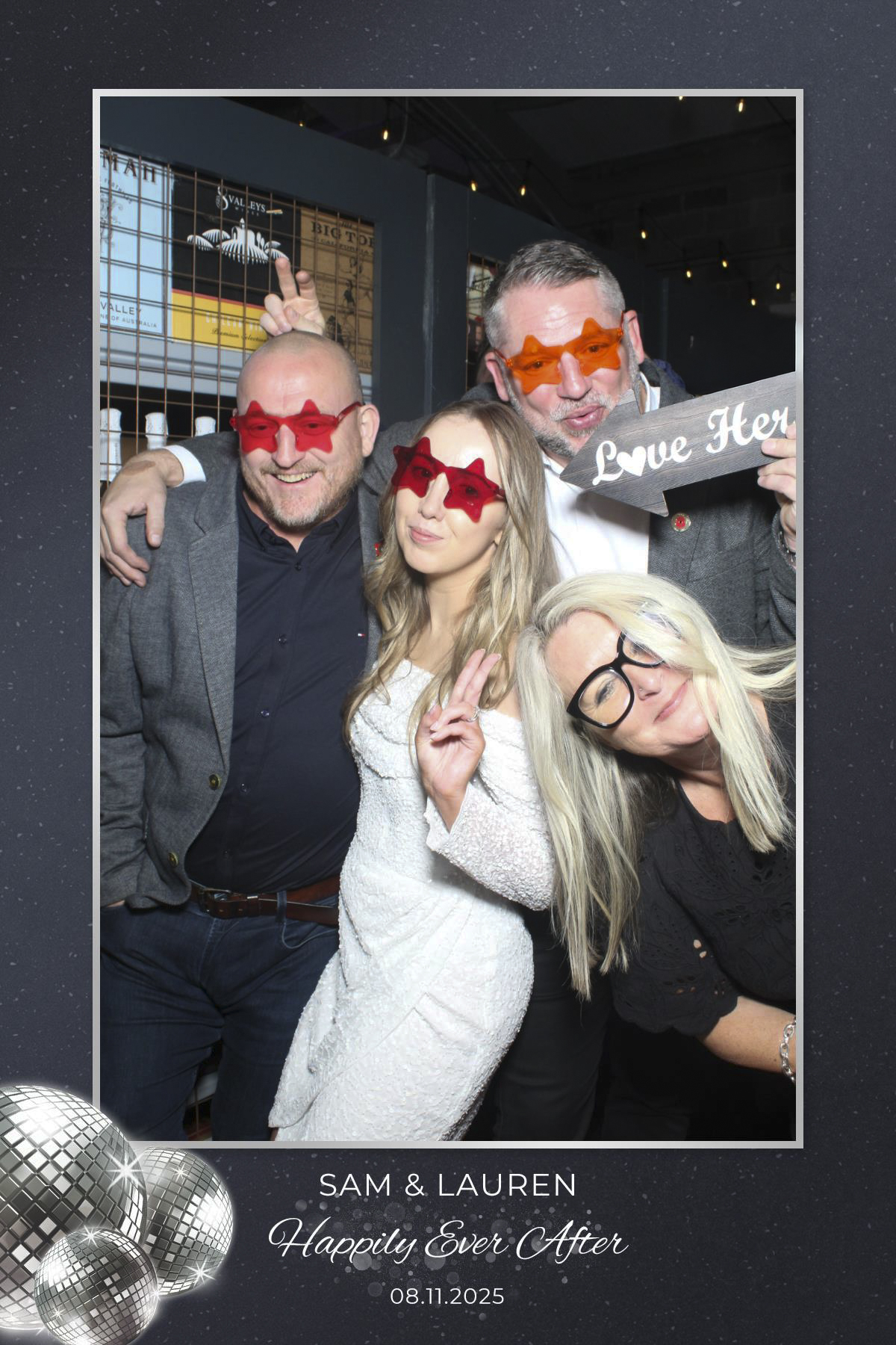 Sam & Lauren's Wedding | View more photos from the event at gallery.liverpoolselfiemirror.co.uk/u/LiverpoolSelfieMirror/Sam-Laurens-Wedding