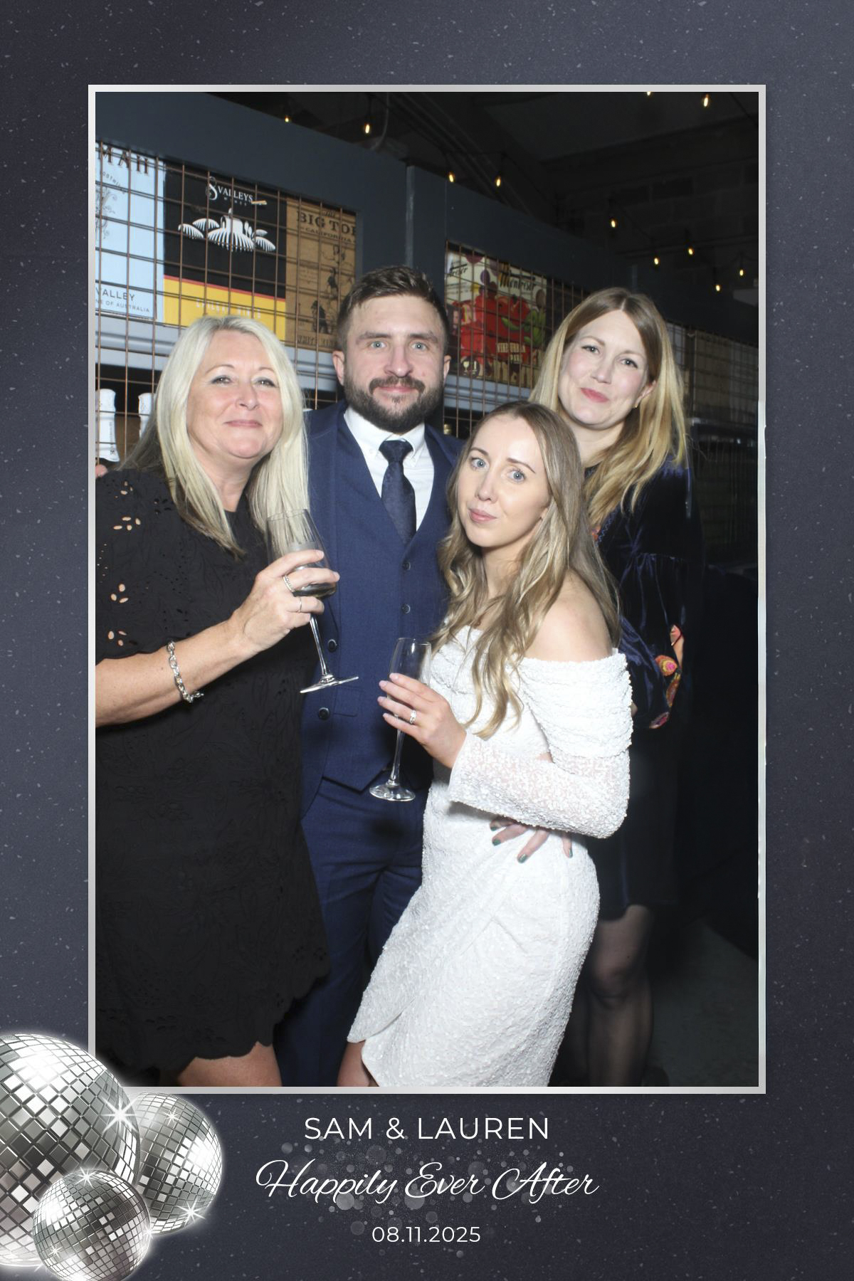 Sam & Lauren's Wedding | View more photos from the event at gallery.liverpoolselfiemirror.co.uk/u/LiverpoolSelfieMirror/Sam-Laurens-Wedding