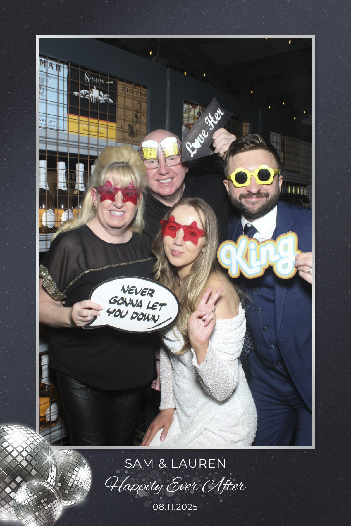 Sam & Lauren's Wedding | View more photos from the event at gallery.liverpoolselfiemirror.co.uk/u/LiverpoolSelfieMirror/Sam-Laurens-Wedding