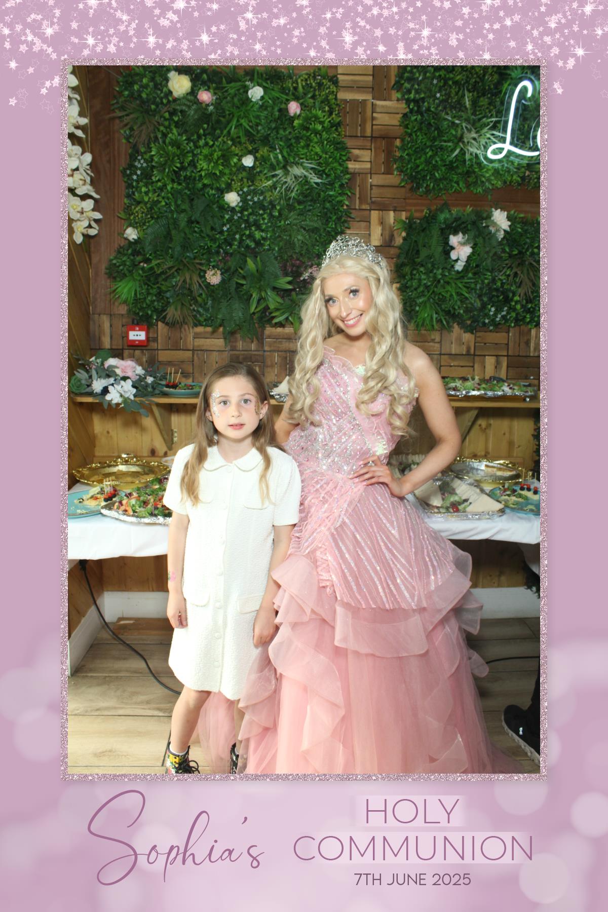 Sophia's 1st Holy Communion | View more photos from the event at gallery.liverpoolselfiemirror.co.uk/u/LiverpoolSelfieMirror/Sophias-1st-Holy-Communion