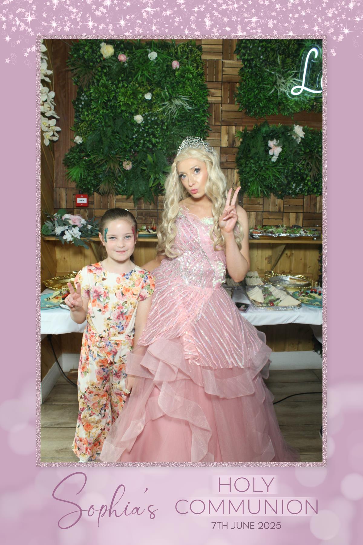 Sophia's 1st Holy Communion | View more photos from the event at gallery.liverpoolselfiemirror.co.uk/u/LiverpoolSelfieMirror/Sophias-1st-Holy-Communion