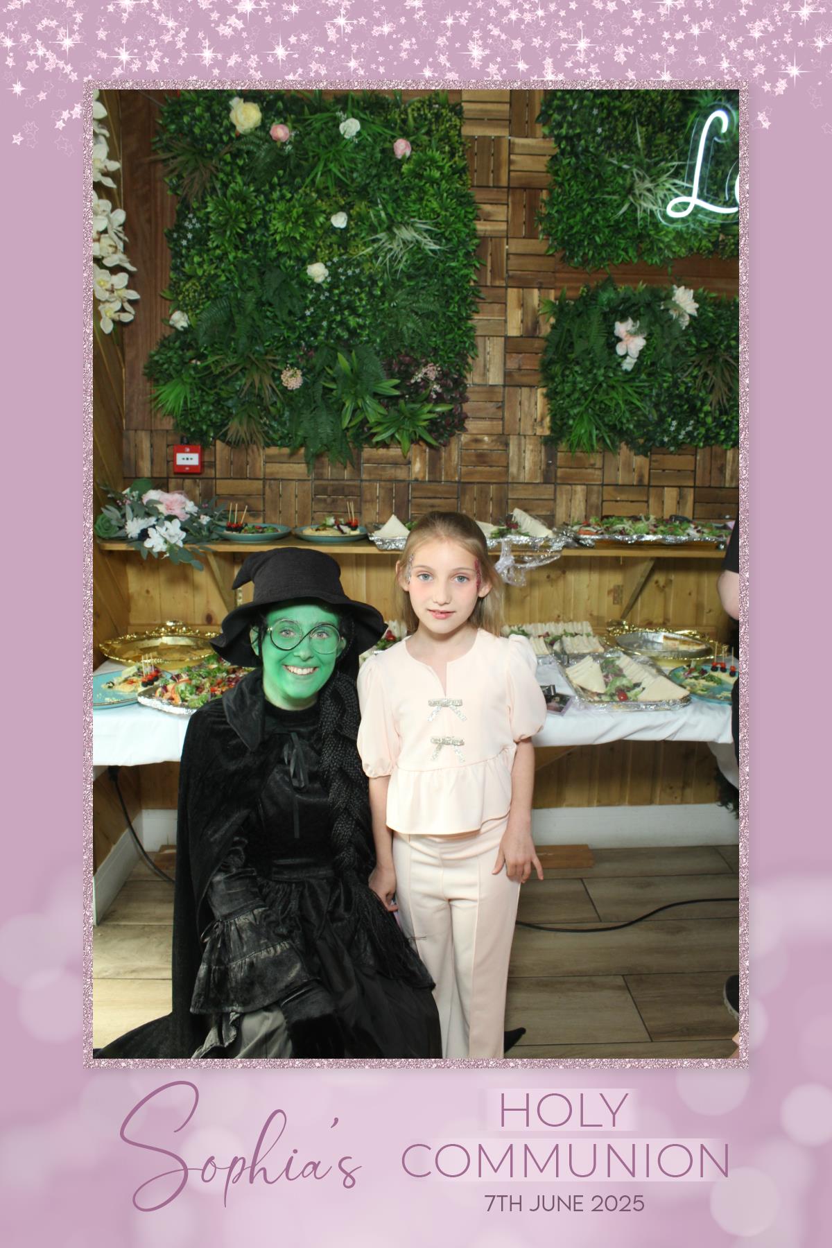 Sophia's 1st Holy Communion | View more photos from the event at gallery.liverpoolselfiemirror.co.uk/u/LiverpoolSelfieMirror/Sophias-1st-Holy-Communion