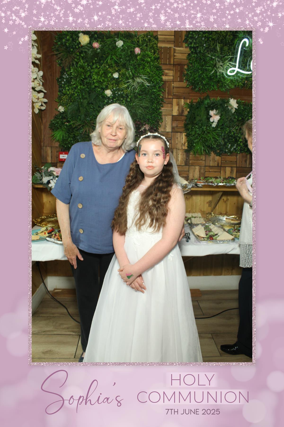 Sophia's 1st Holy Communion | View more photos from the event at gallery.liverpoolselfiemirror.co.uk/u/LiverpoolSelfieMirror/Sophias-1st-Holy-Communion