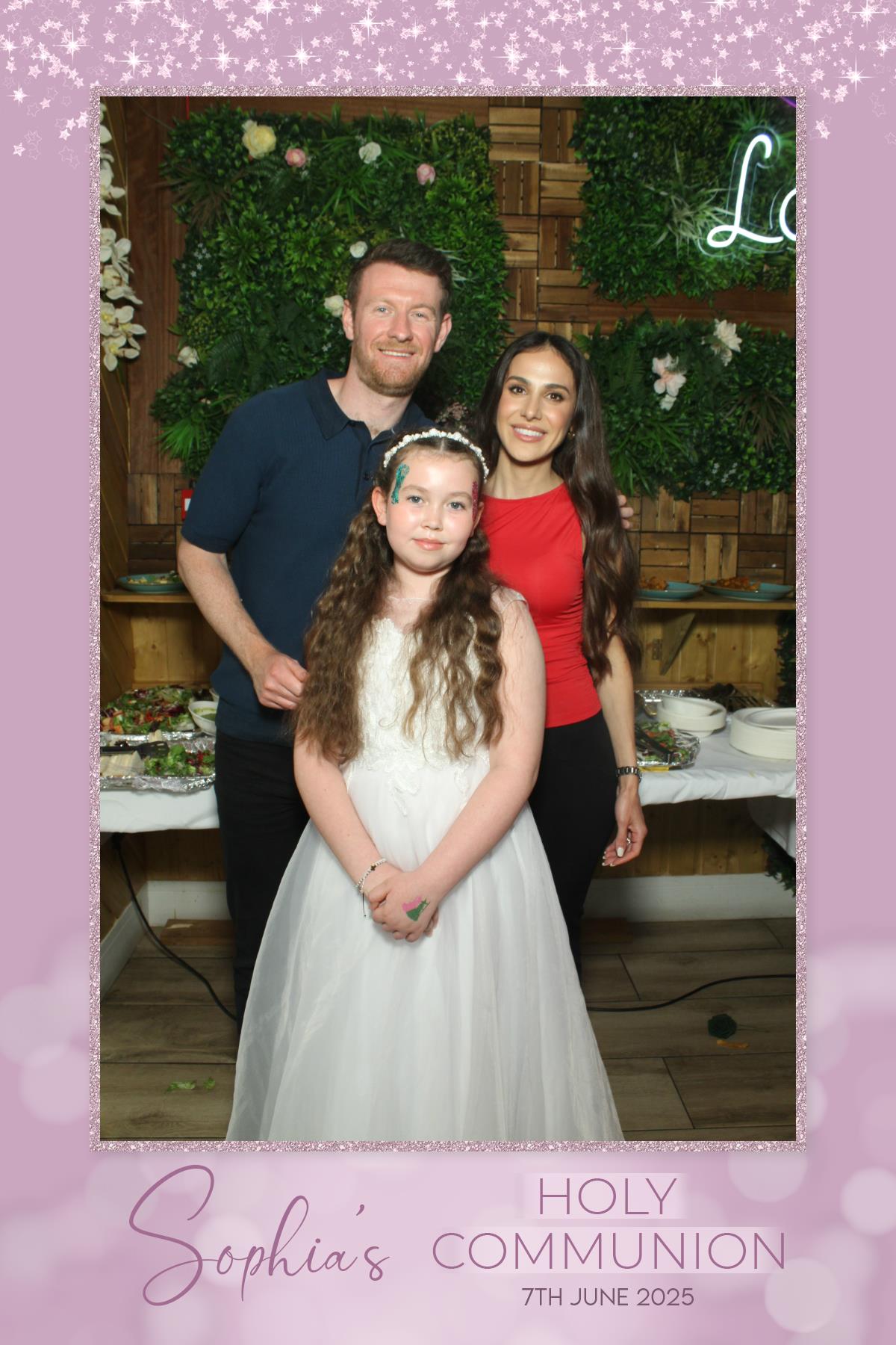 Sophia's 1st Holy Communion | View more photos from the event at gallery.liverpoolselfiemirror.co.uk/u/LiverpoolSelfieMirror/Sophias-1st-Holy-Communion