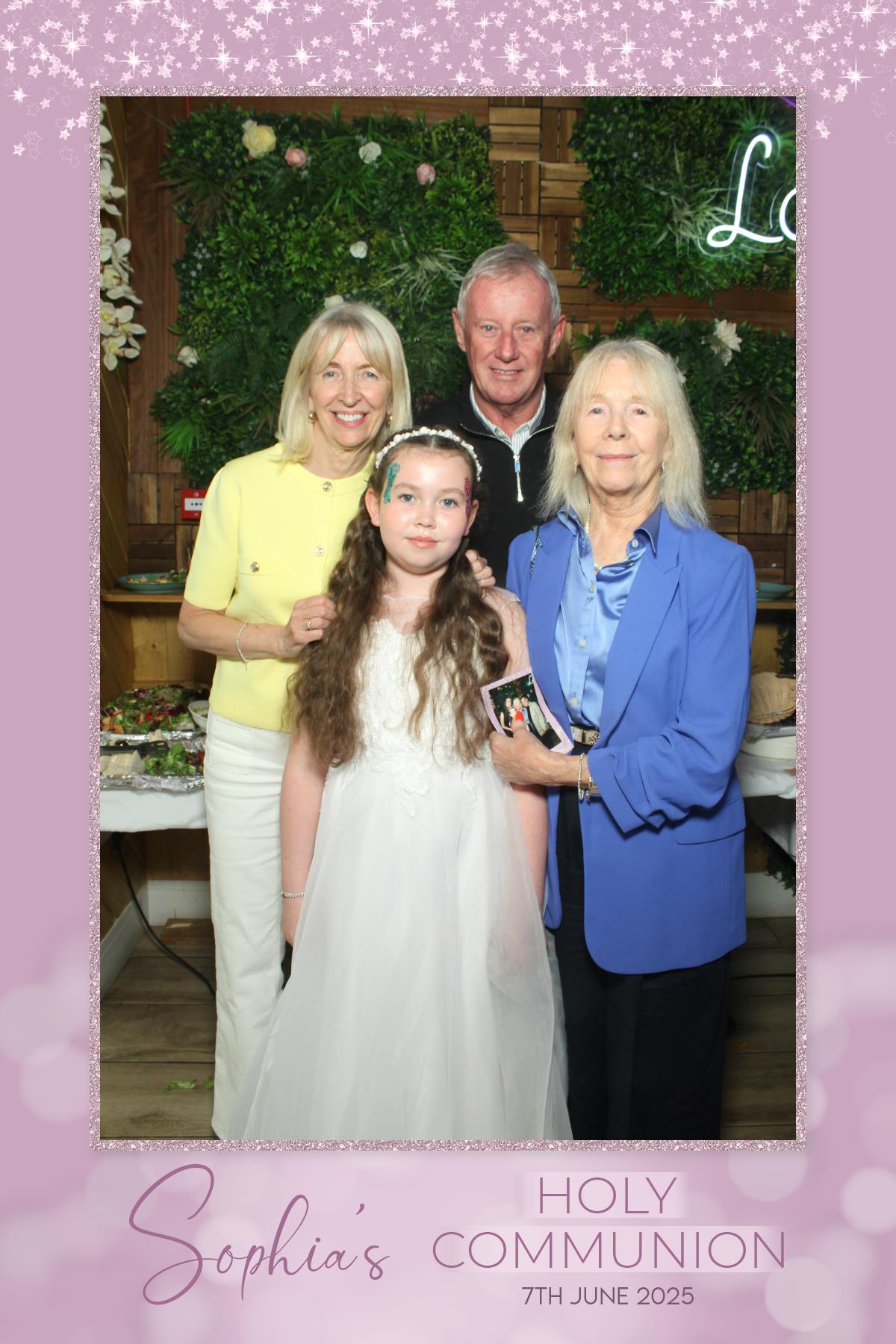 Sophia's 1st Holy Communion | View more photos from the event at gallery.liverpoolselfiemirror.co.uk/u/LiverpoolSelfieMirror/Sophias-1st-Holy-Communion