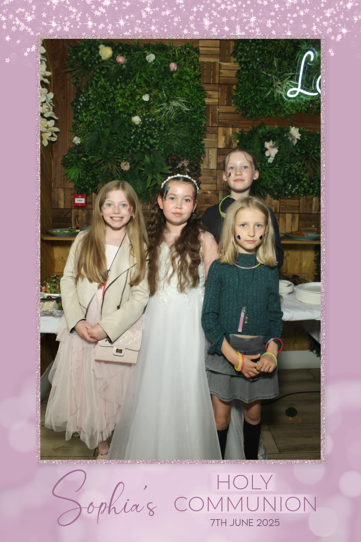 Sophia's 1st Holy Communion | View more photos from the event at gallery.liverpoolselfiemirror.co.uk/u/LiverpoolSelfieMirror/Sophias-1st-Holy-Communion