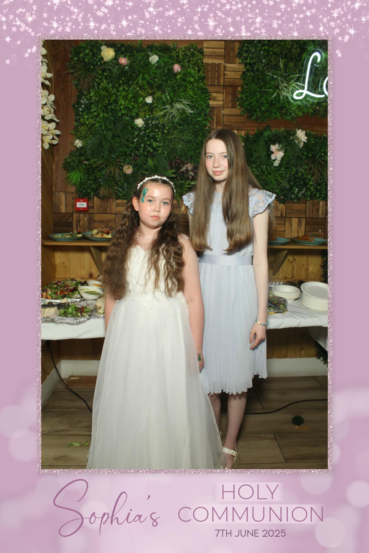 Sophia's 1st Holy Communion | View more photos from the event at gallery.liverpoolselfiemirror.co.uk/u/LiverpoolSelfieMirror/Sophias-1st-Holy-Communion