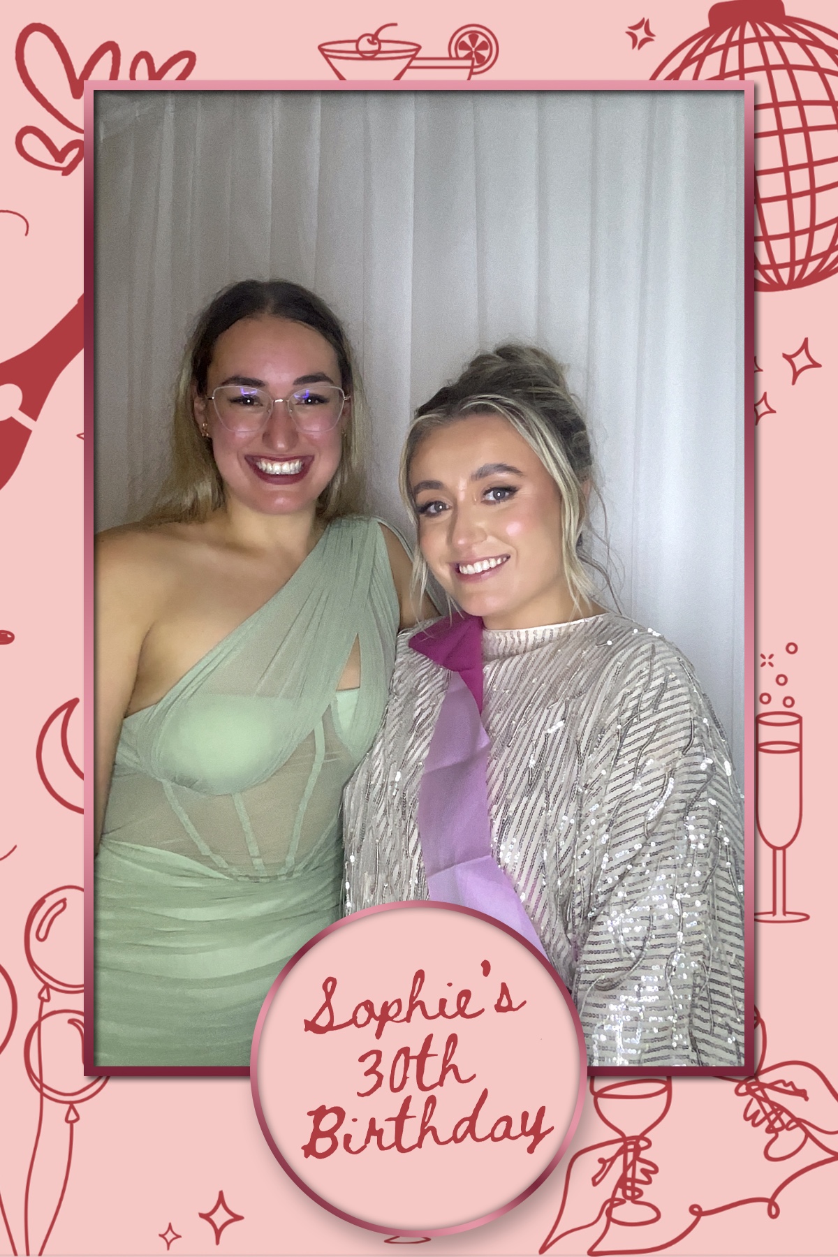 Sophie's 30th Birthday | View more photos from the event at gallery.liverpoolselfiemirror.co.uk/u/LiverpoolSelfieMirror/Sophies-30th-Birthday