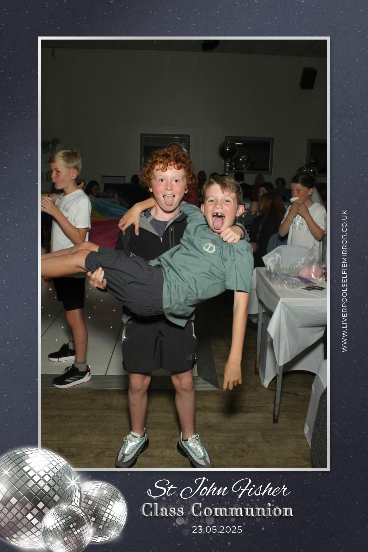 St John Fisher Class Communion 2025 | View more photos from the event at gallery.liverpoolselfiemirror.co.uk/u/LiverpoolSelfieMirror/St-John-Fisher-Class-Communion-2025