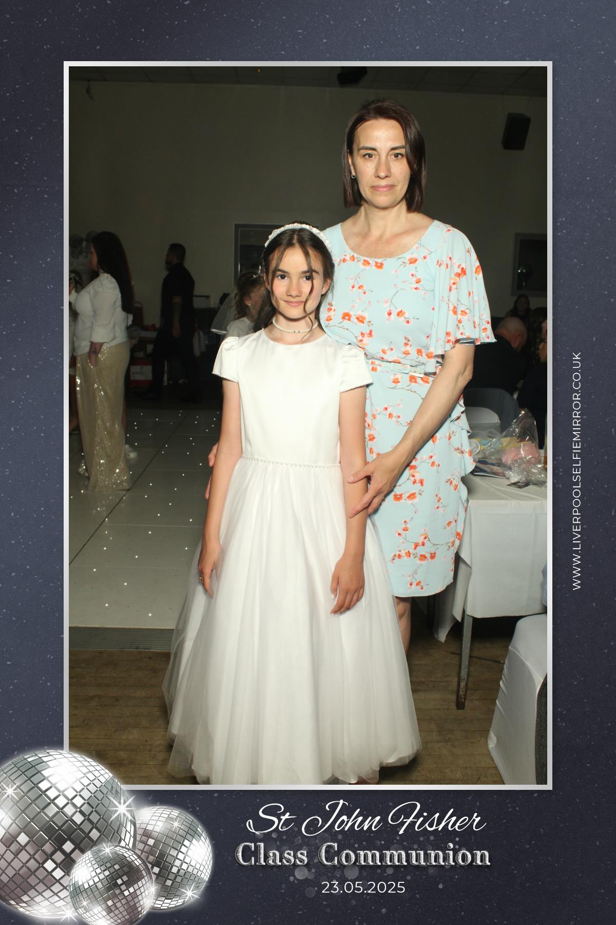 St John Fisher Class Communion 2025 | View more photos from the event at gallery.liverpoolselfiemirror.co.uk/u/LiverpoolSelfieMirror/St-John-Fisher-Class-Communion-2025